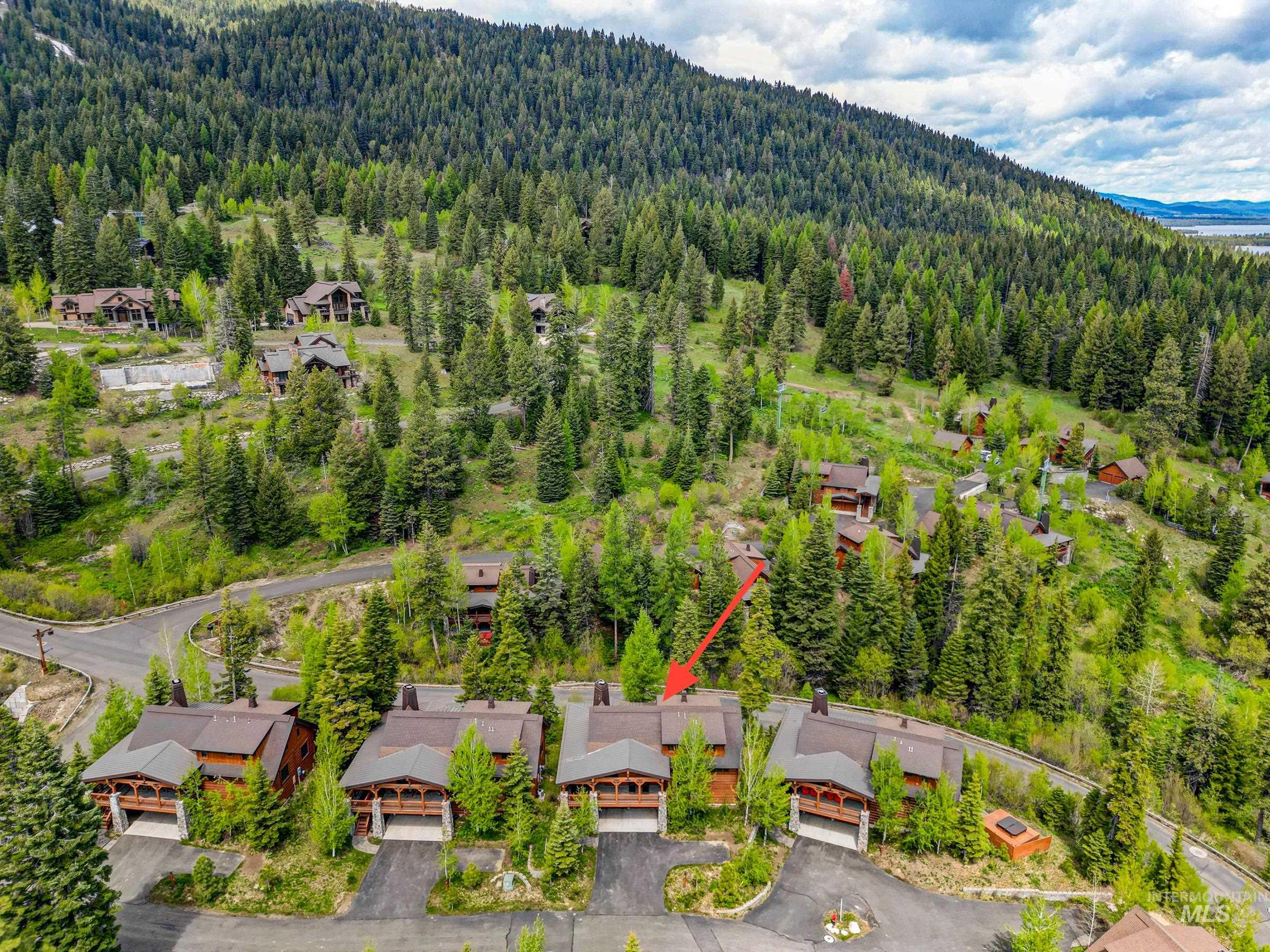 24 Francois Court, Donnelly, Idaho 83615, 4 Bedrooms, 4 Bathrooms, Residential For Sale, Price $1,895,000, 98986737