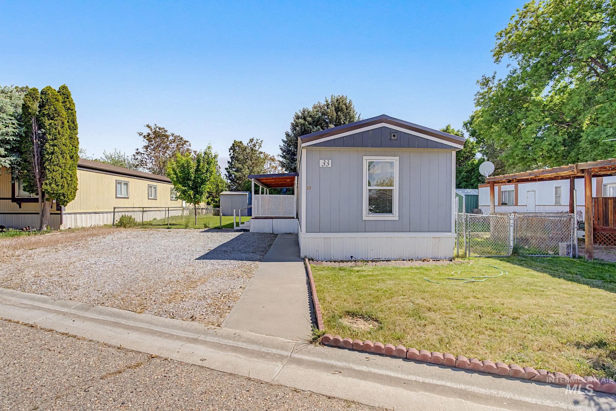 1220 N 4th St, Parma, Idaho 83660, 3 Bedrooms, 2 Bathrooms, Residential For Sale, Price $89,900,MLS 98986751