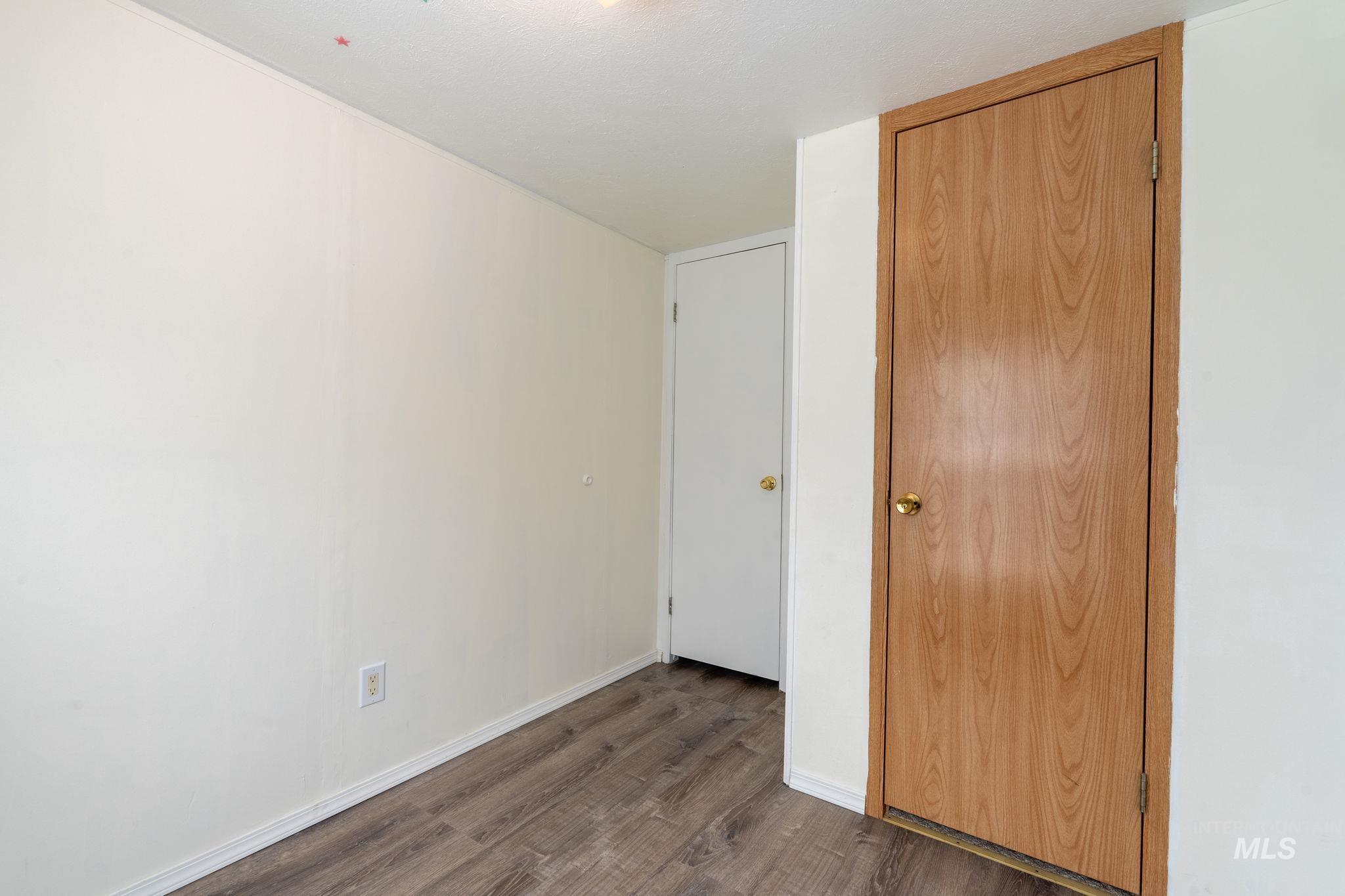1220 N 4th St, Parma, Idaho 83660, 3 Bedrooms, 2 Bathrooms, Residential For Sale, Price $89,900,MLS 98986751