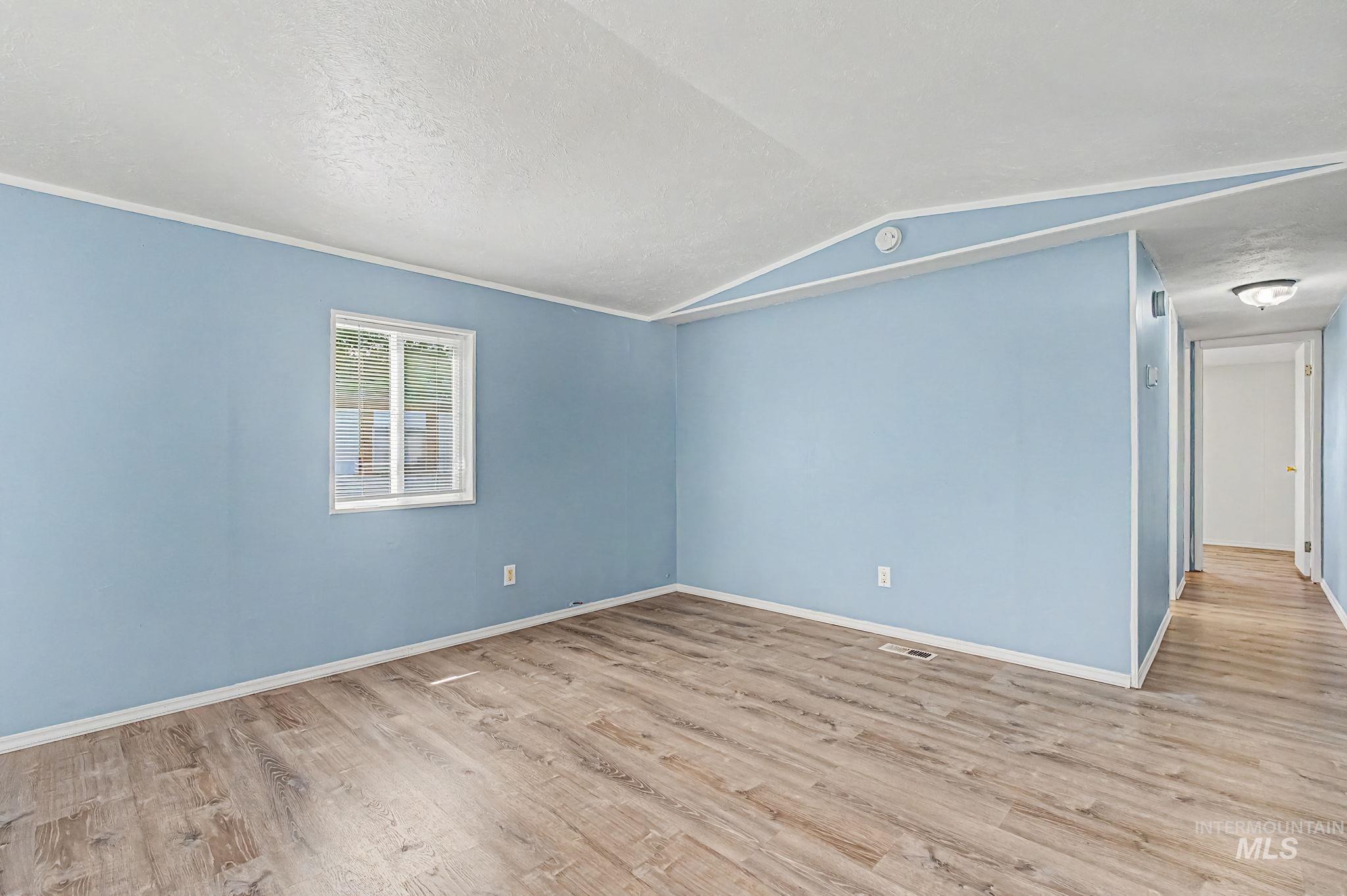 1220 N 4th St, Parma, Idaho 83660, 3 Bedrooms, 2 Bathrooms, Residential For Sale, Price $89,900,MLS 98986751