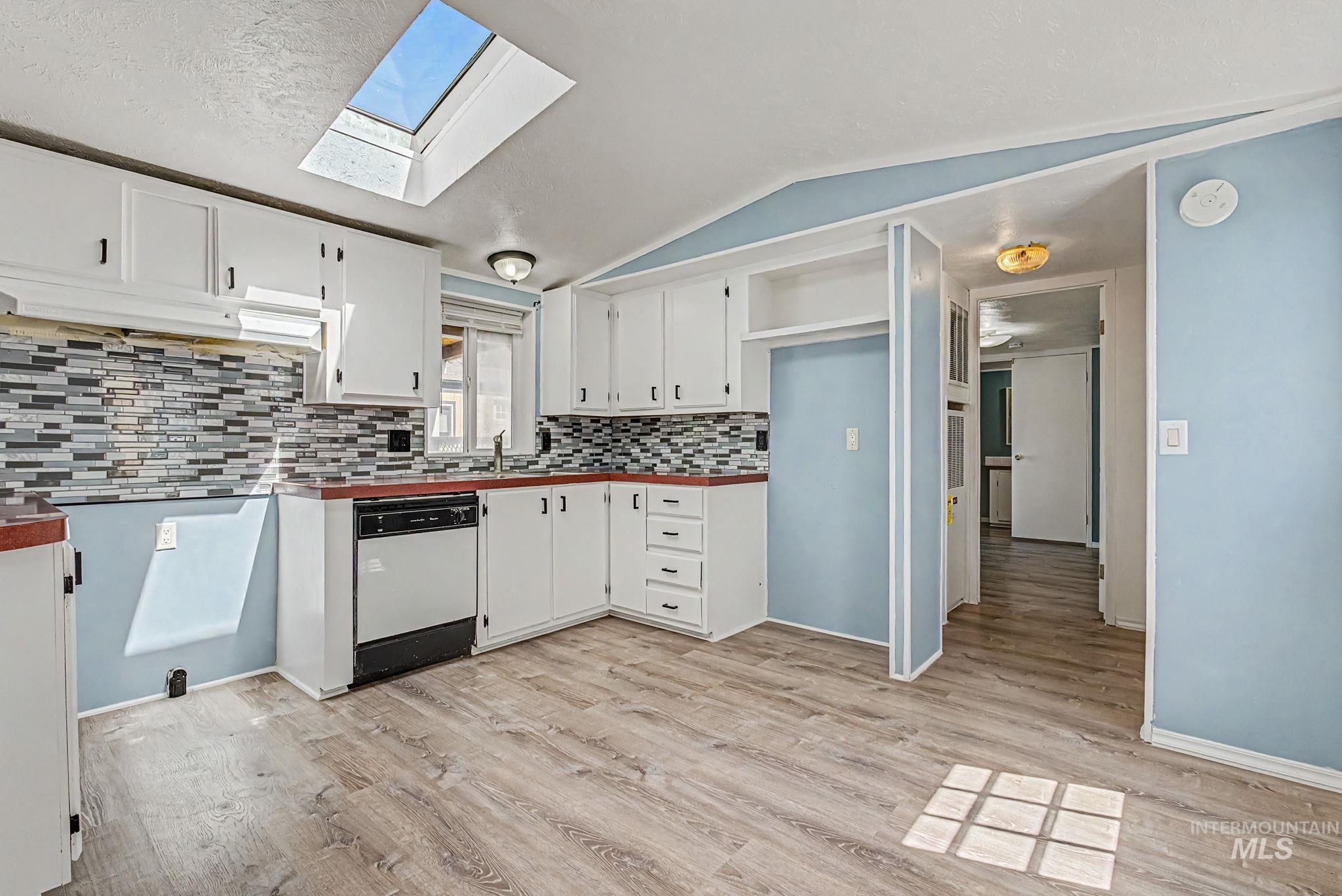 1220 N 4th St, Parma, Idaho 83660, 3 Bedrooms, 2 Bathrooms, Residential For Sale, Price $89,900,MLS 98986751