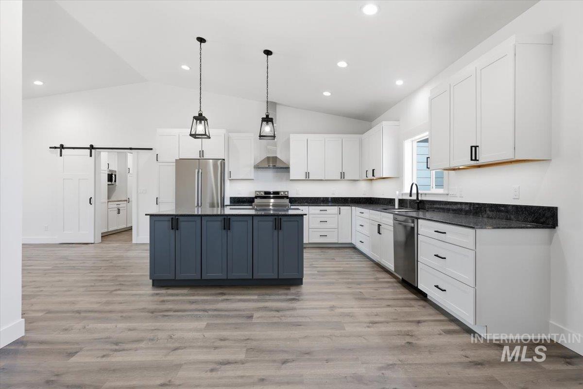 925 NE Beaman Rd., Mountain Home, Idaho 83647, 4 Bedrooms, 2.5 Bathrooms, Residential For Sale, Price $715,000, 98986755