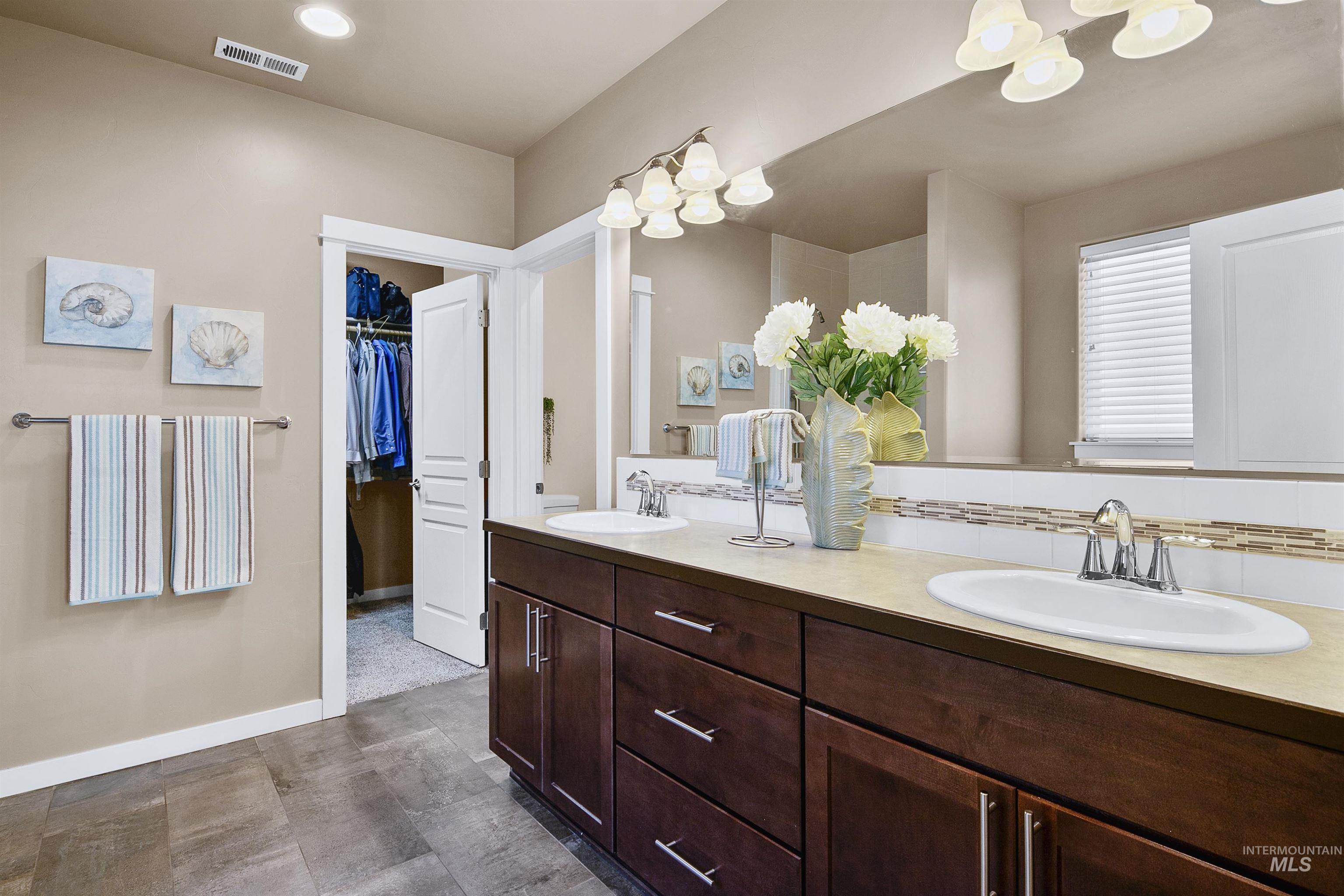 11410 W Water Birch Street, Star, Idaho 83669, 3 Bedrooms, 2 Bathrooms, Residential For Sale, Price $510,000, 98986759