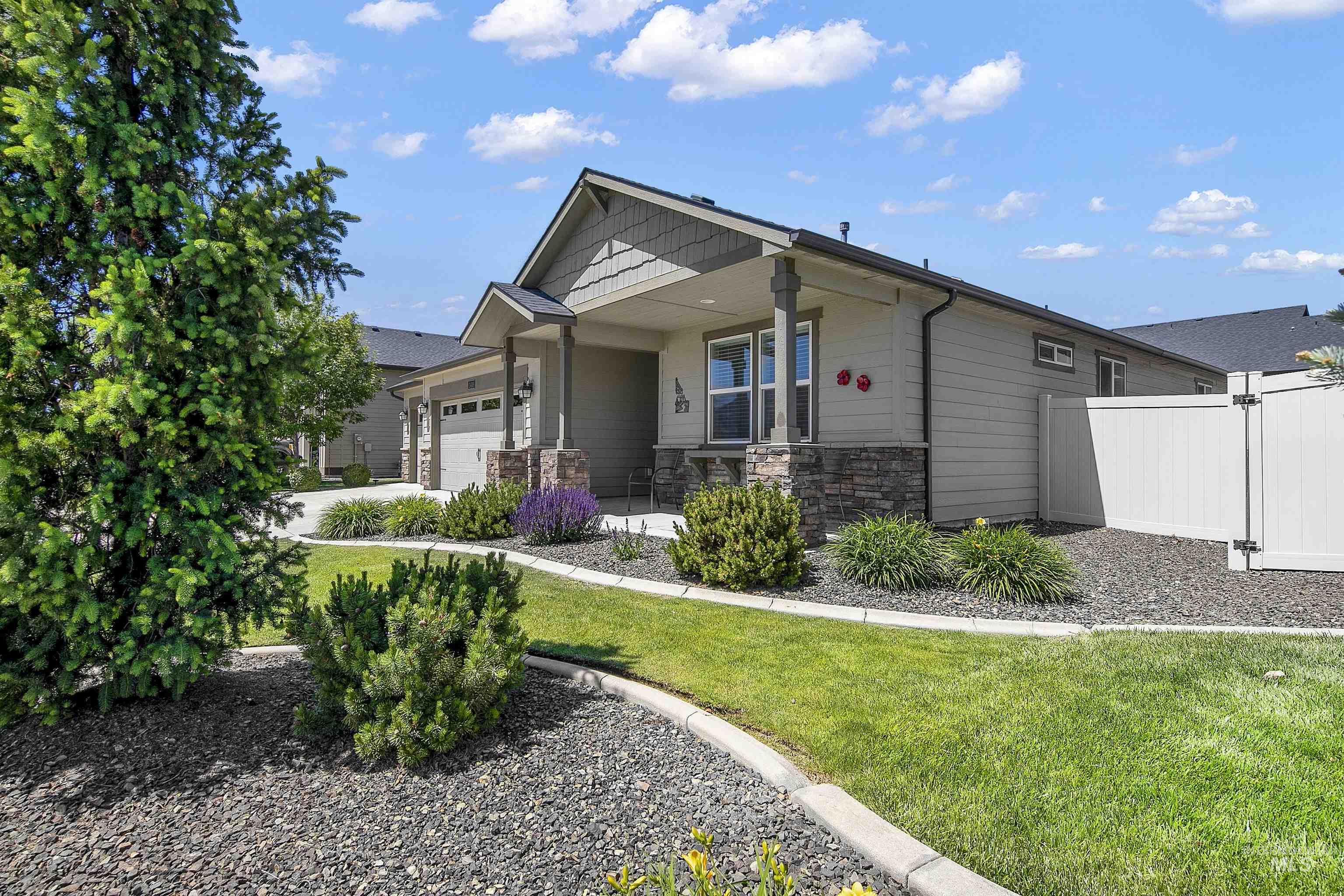 11410 W Water Birch Street, Star, Idaho 83669, 3 Bedrooms, 2 Bathrooms, Residential For Sale, Price $510,000, 98986759