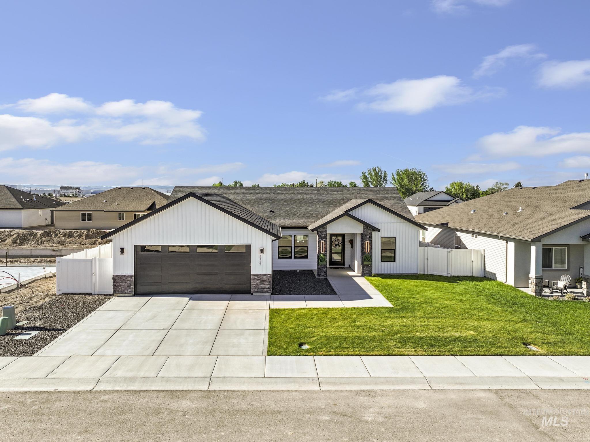 3112 Gemini Ave, Twin Falls, Idaho 83301, 4 Bedrooms, 2 Bathrooms, Residential For Sale, Price $445,000, 98986762
