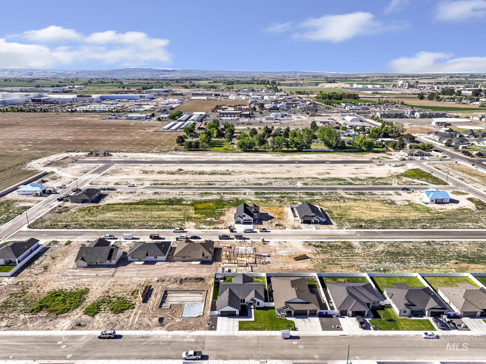 3112 Gemini Ave, Twin Falls, Idaho 83301, 4 Bedrooms, 2 Bathrooms, Residential For Sale, Price $445,000, 98986762