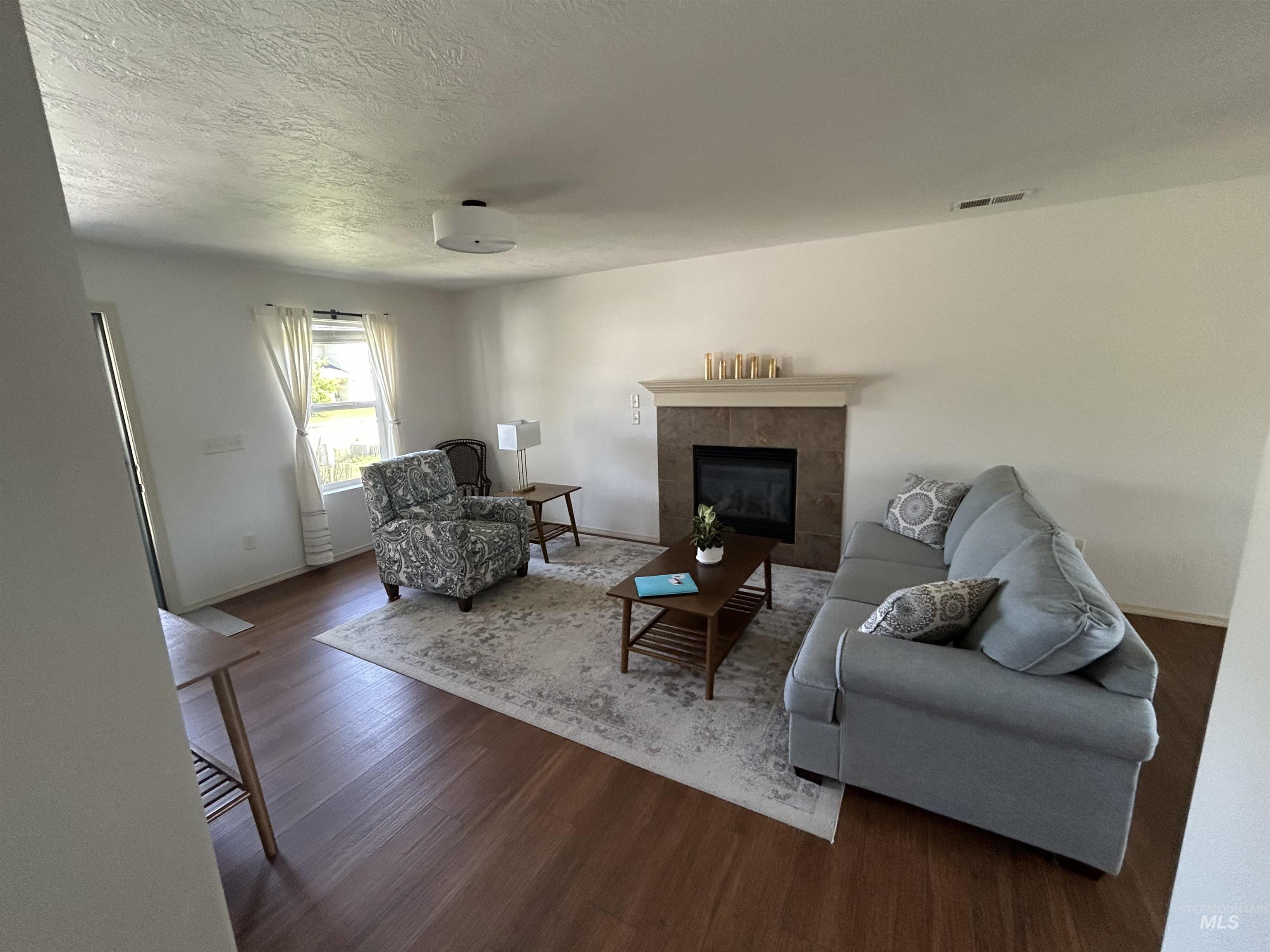 12531 W Kempshire Ct, Star, Idaho 83669, 3 Bedrooms, 2 Bathrooms, Residential For Sale, Price $399,900, 98986767