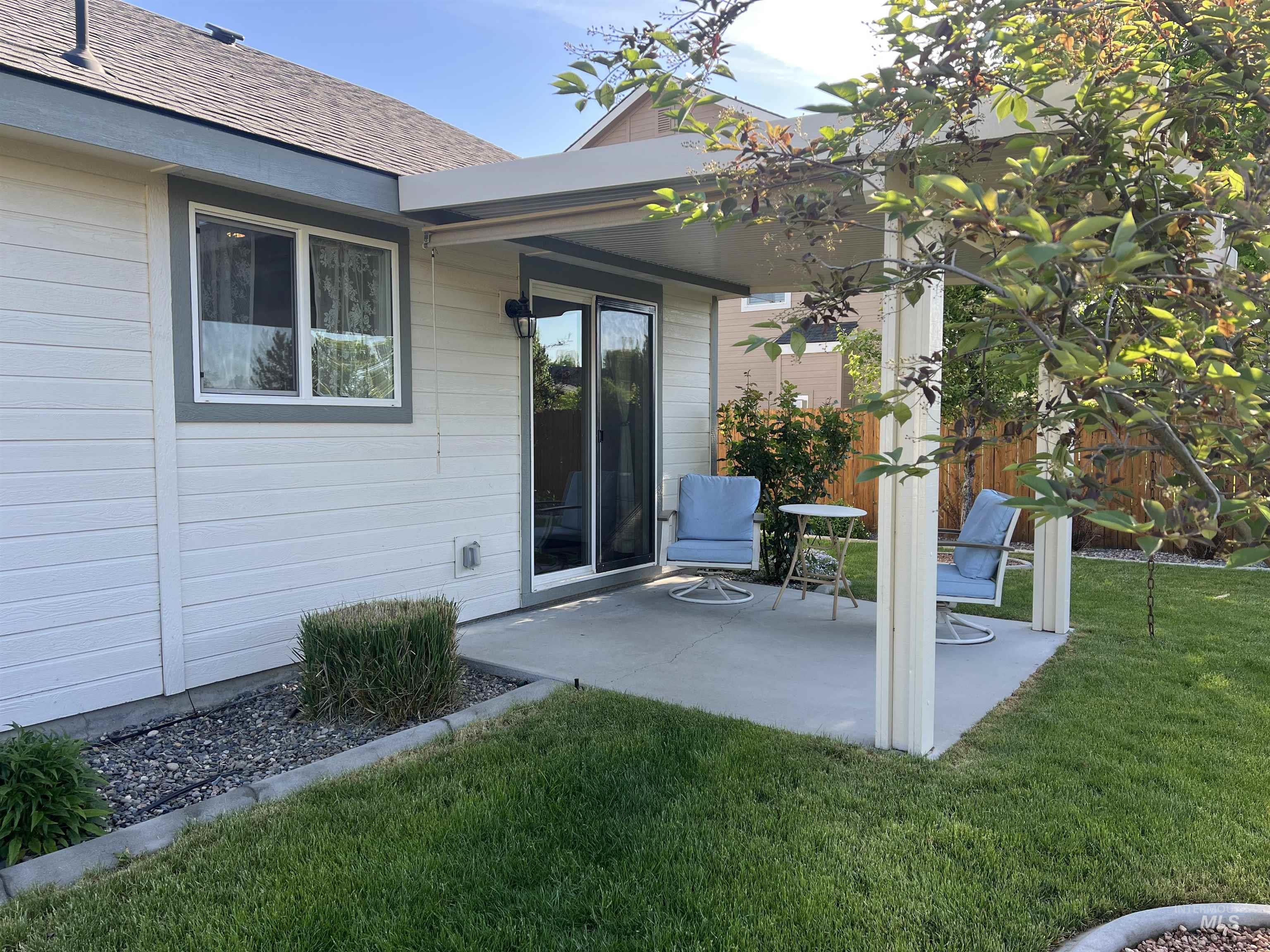12531 W Kempshire Ct, Star, Idaho 83669, 3 Bedrooms, 2 Bathrooms, Residential For Sale, Price $399,900, 98986767