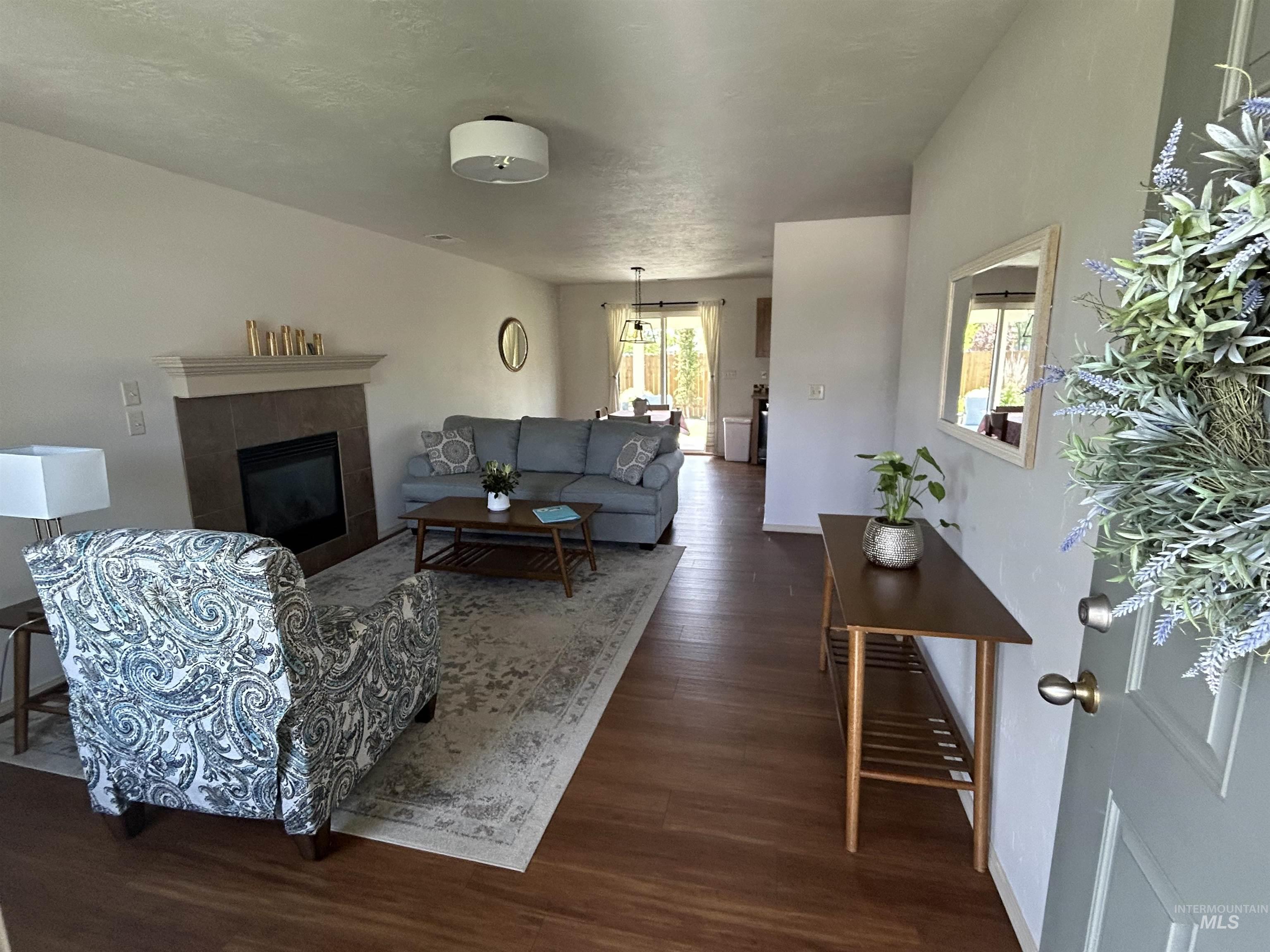 12531 W Kempshire Ct, Star, Idaho 83669, 3 Bedrooms, 2 Bathrooms, Residential For Sale, Price $399,900, 98986767