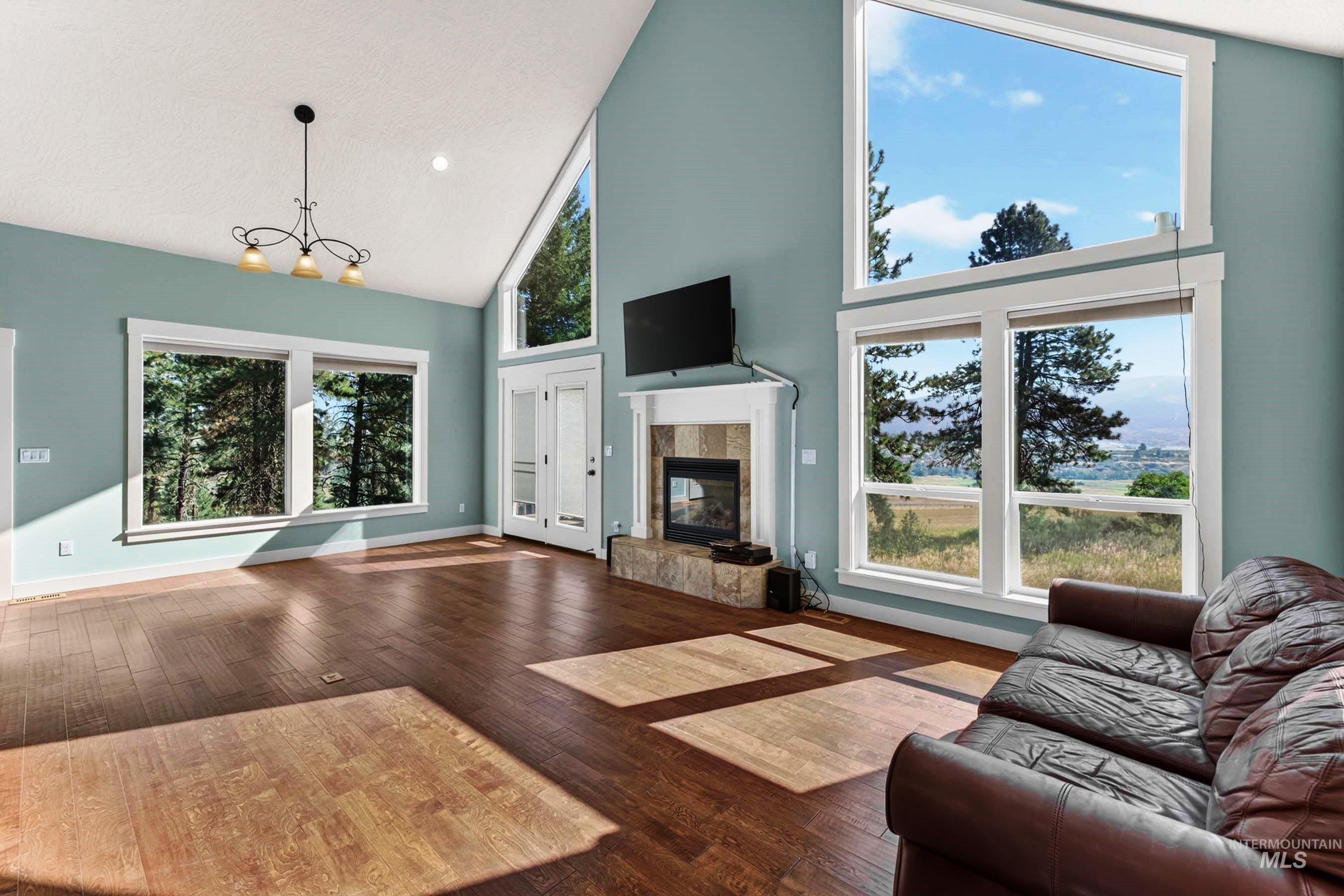 1914 Elk Crossing, Council, Idaho 83612, 3 Bedrooms, 3.5 Bathrooms, Residential For Sale, Price $749,000,MLS 98986768