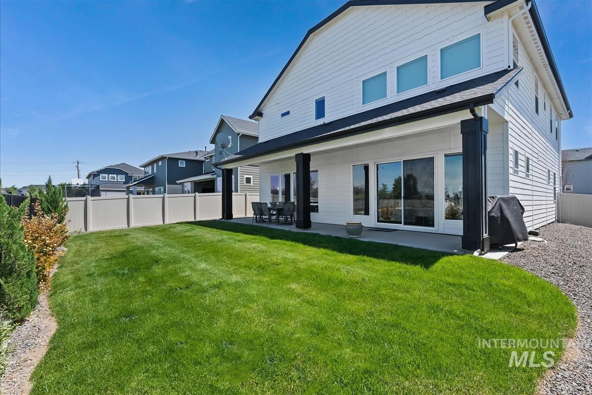 3106 E Mores Trail St, Meridian, Idaho 83642, 4 Bedrooms, 3.5 Bathrooms, Residential For Sale, Price $925,000, 98986769