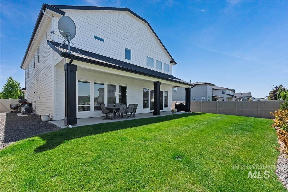 3106 E Mores Trail St, Meridian, Idaho 83642, 4 Bedrooms, 3.5 Bathrooms, Residential For Sale, Price $925,000, 98986769