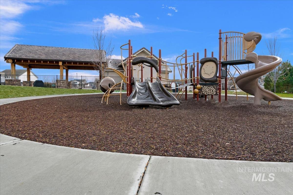 3106 E Mores Trail St, Meridian, Idaho 83642, 4 Bedrooms, 3.5 Bathrooms, Residential For Sale, Price $925,000, 98986769