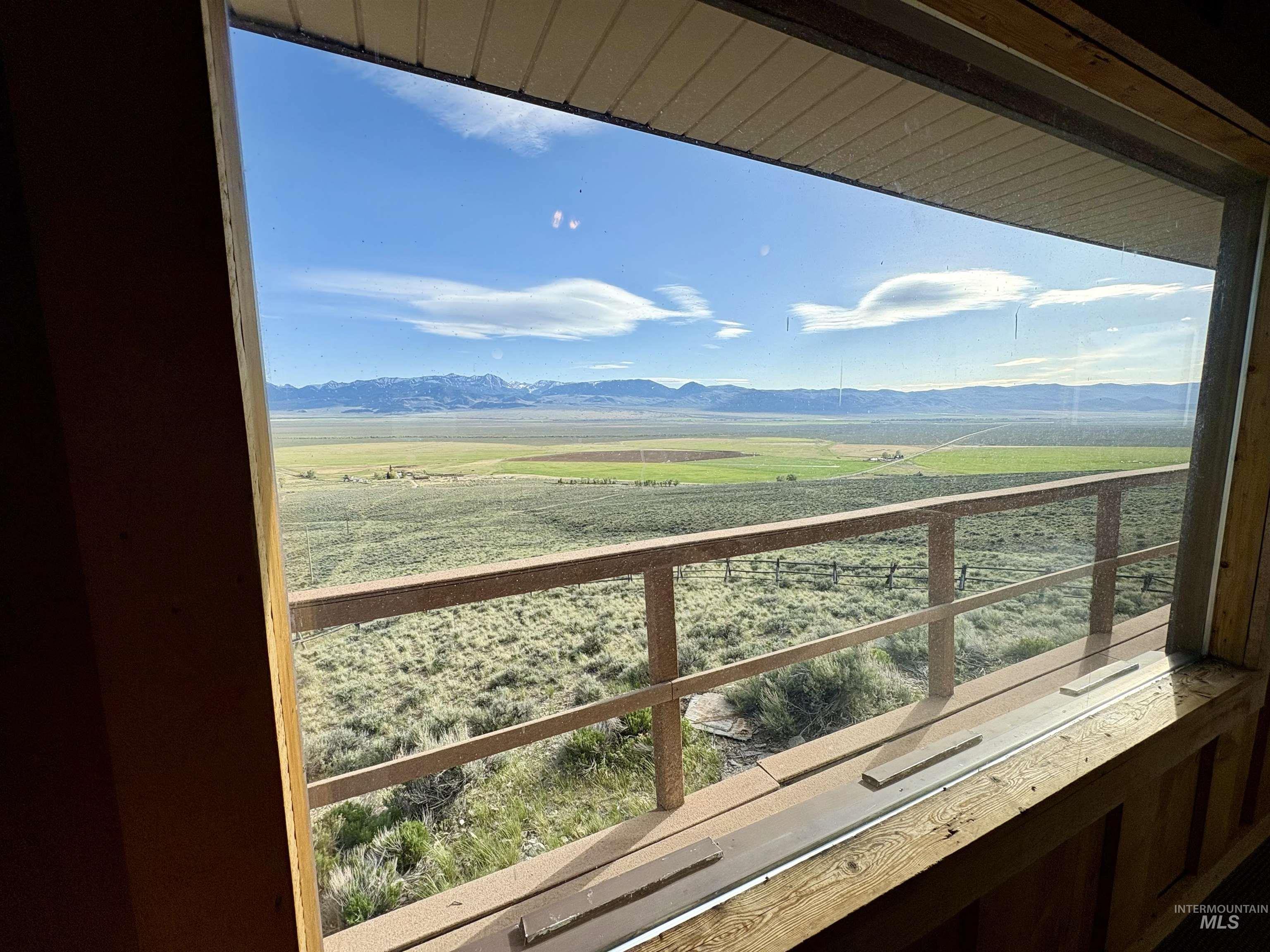 2040 Pahsimeroi Rd., May, Idaho 83253, 3 Bedrooms, 2 Bathrooms, Residential For Sale, Price $950,000, 98986770