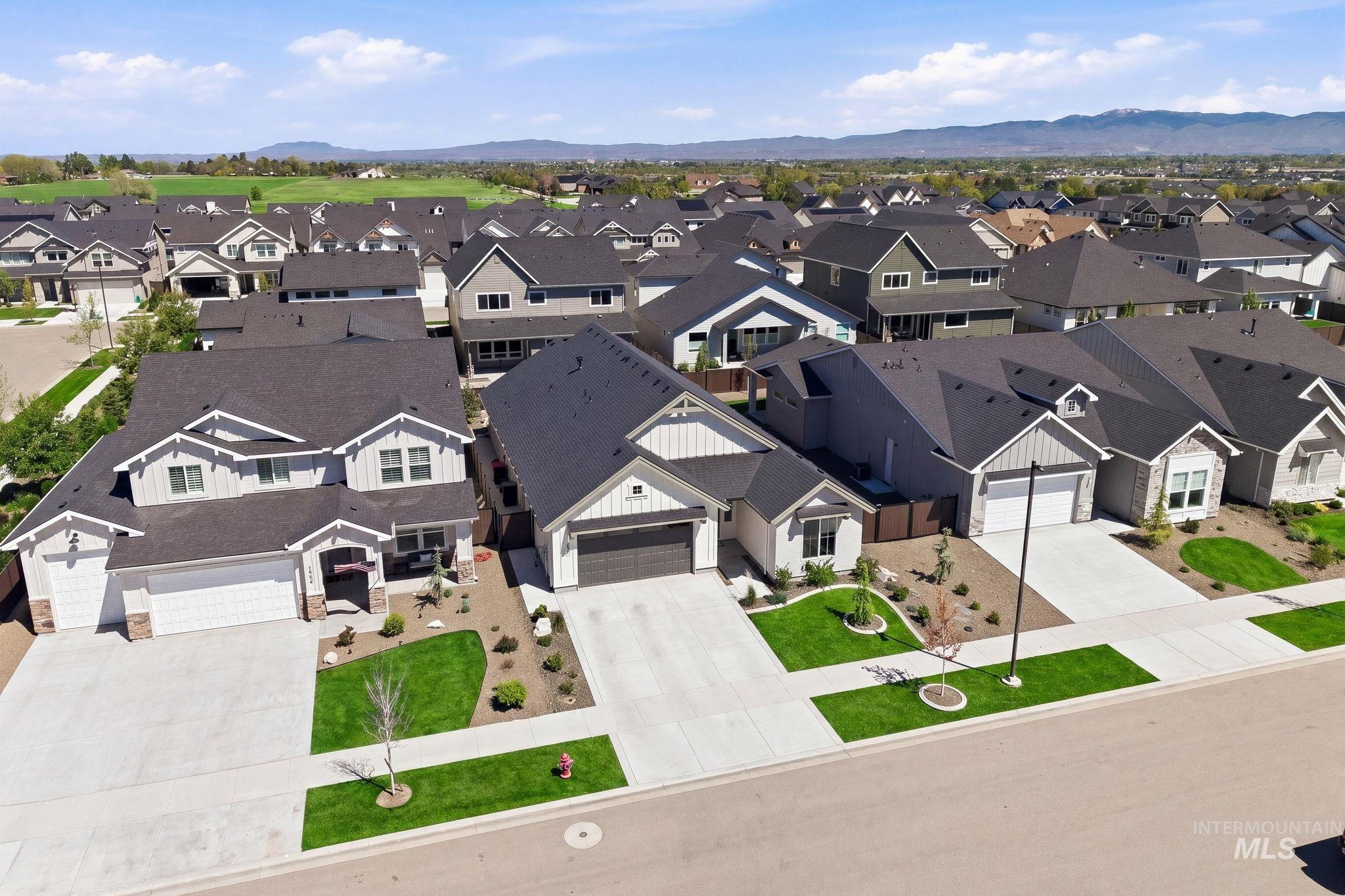1940 E Phenomenal St., Meridian, Idaho 83642, 3 Bedrooms, 2 Bathrooms, Residential For Sale, Price $629,900, 98986773