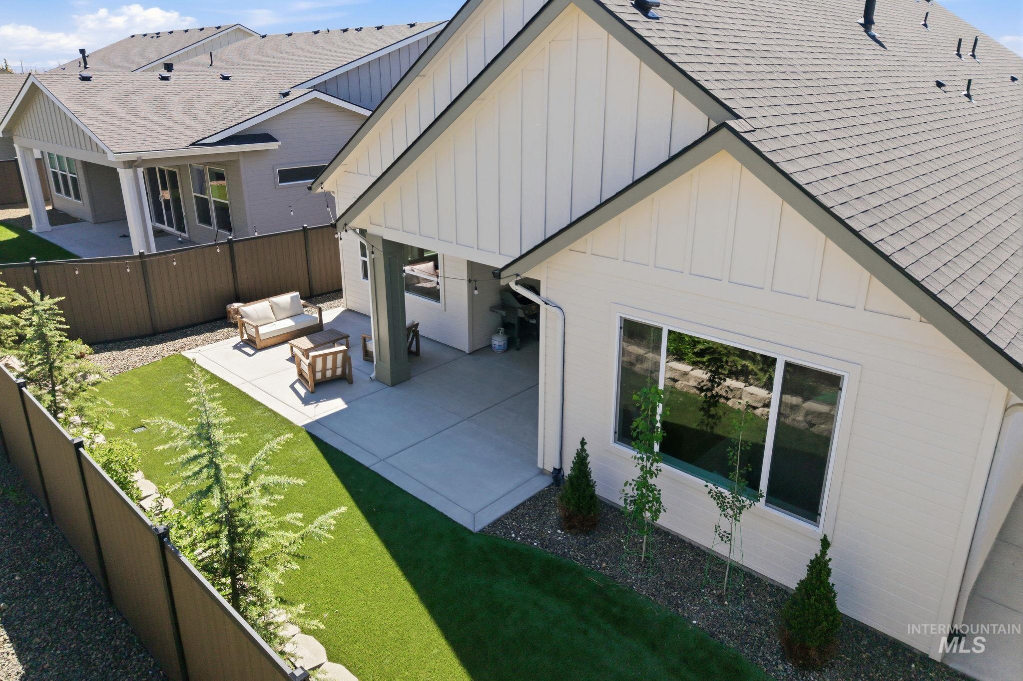 1940 E Phenomenal St., Meridian, Idaho 83642, 3 Bedrooms, 2 Bathrooms, Residential For Sale, Price $629,900, 98986773