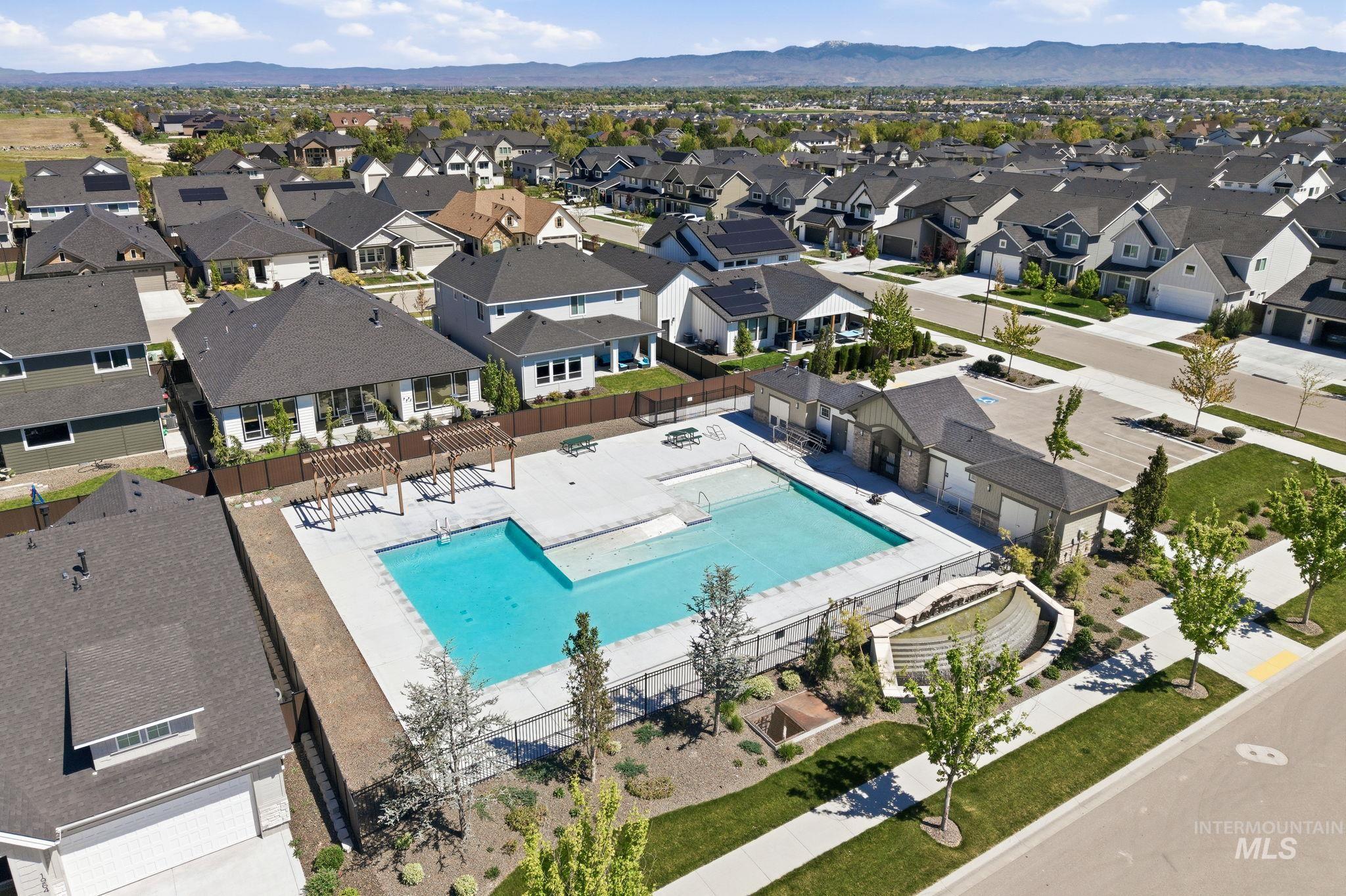 1940 E Phenomenal St., Meridian, Idaho 83642, 3 Bedrooms, 2 Bathrooms, Residential For Sale, Price $629,900, 98986773