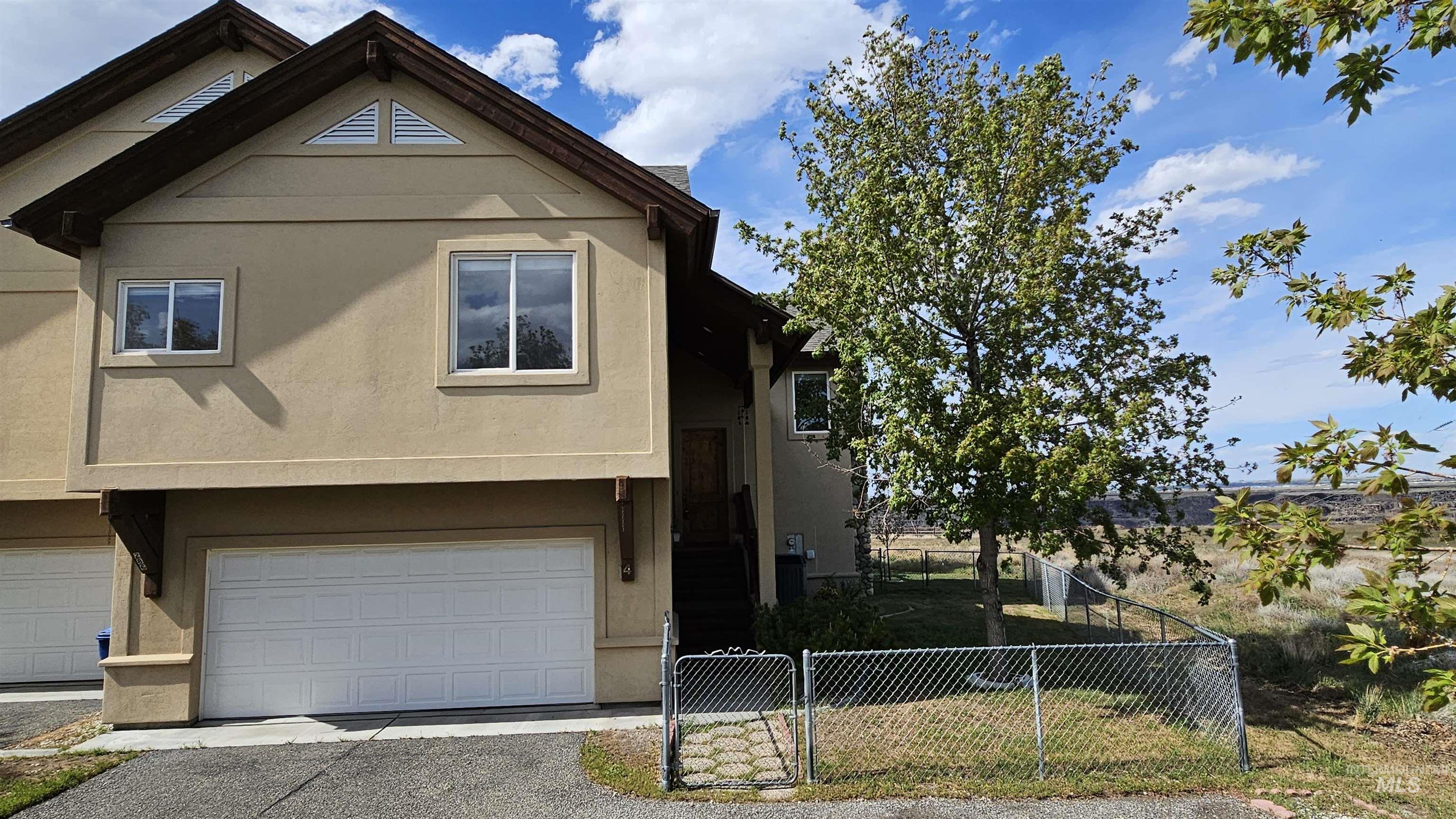 286 River Vista Pl, Twin Falls, Idaho 83301, 3 Bedrooms, Business/Commercial For Sale, Price $519,900,MLS 98986775