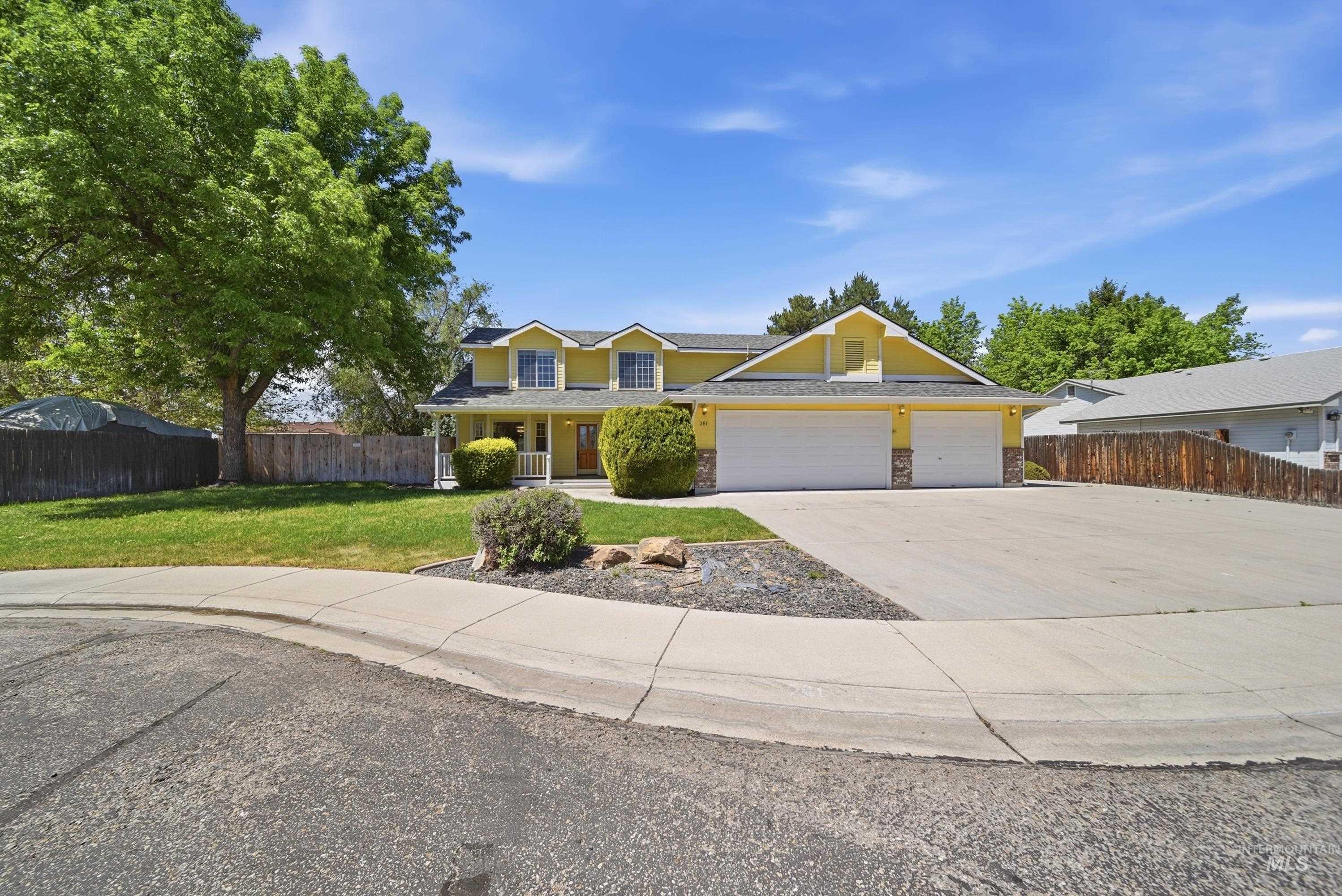 261 S Duke Ave, Eagle, Idaho 83616, 3 Bedrooms, 2.5 Bathrooms, Residential For Sale, Price $540,000, 98986776