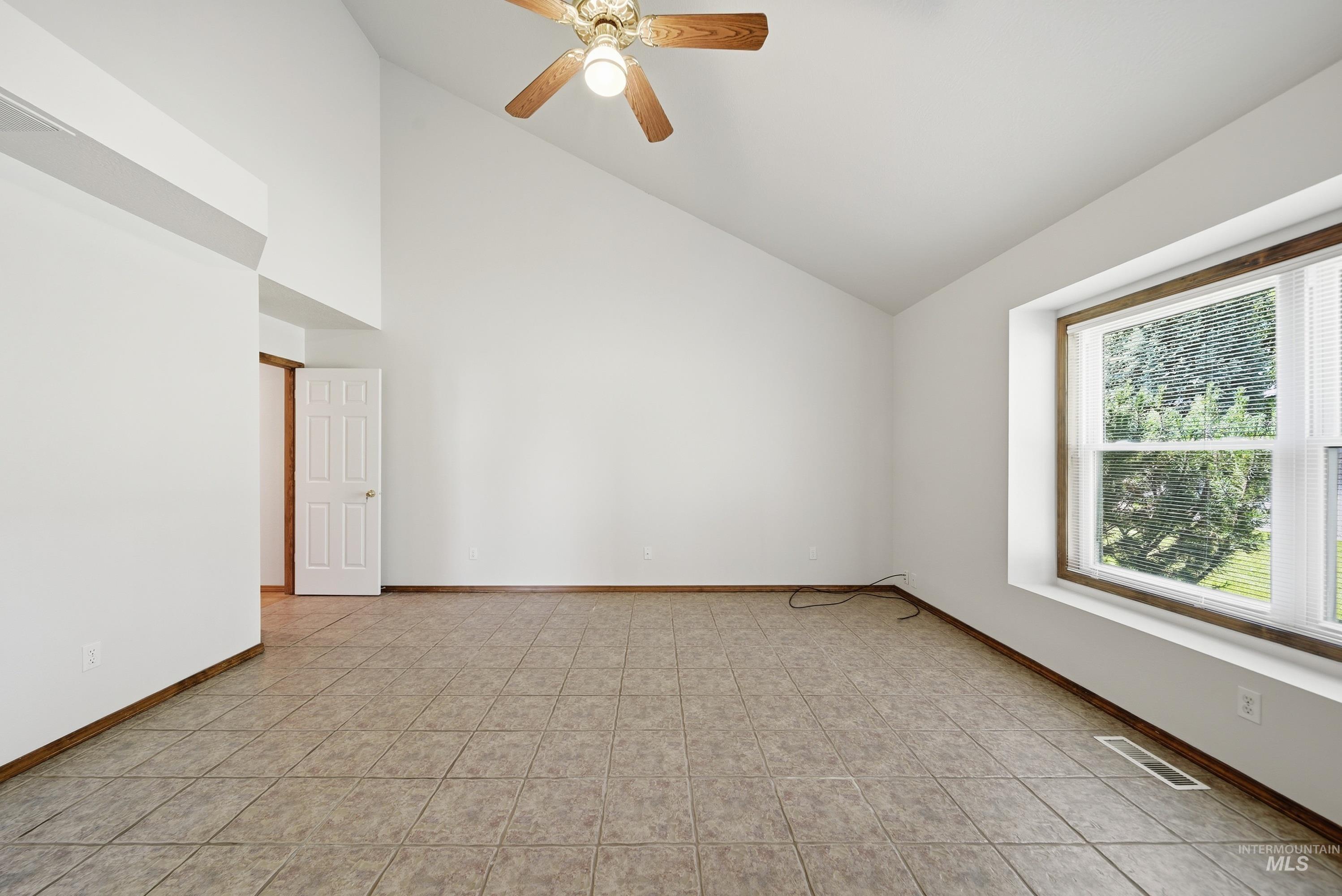 261 S Duke Ave, Eagle, Idaho 83616, 3 Bedrooms, 2.5 Bathrooms, Residential For Sale, Price $540,000, 98986776