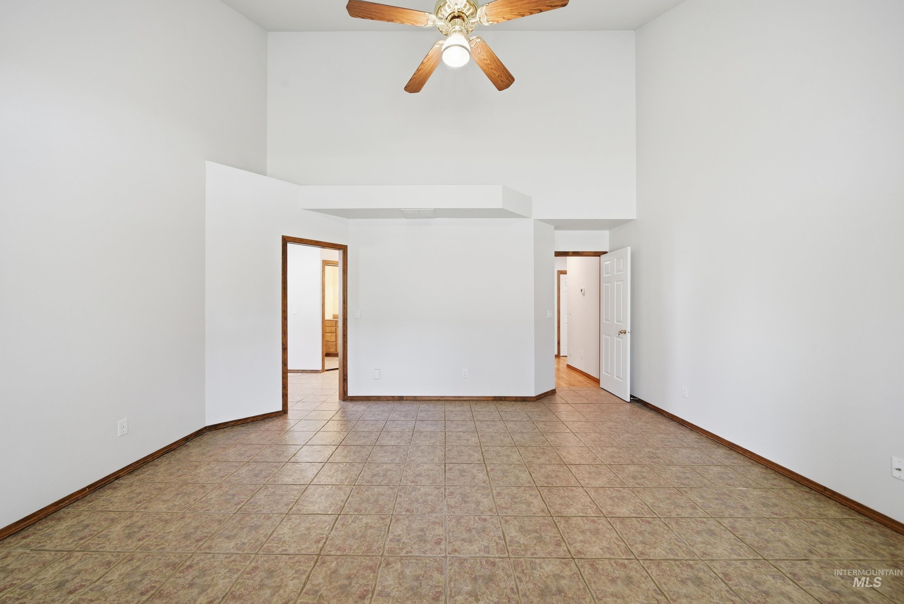 261 S Duke Ave, Eagle, Idaho 83616, 3 Bedrooms, 2.5 Bathrooms, Residential For Sale, Price $540,000, 98986776