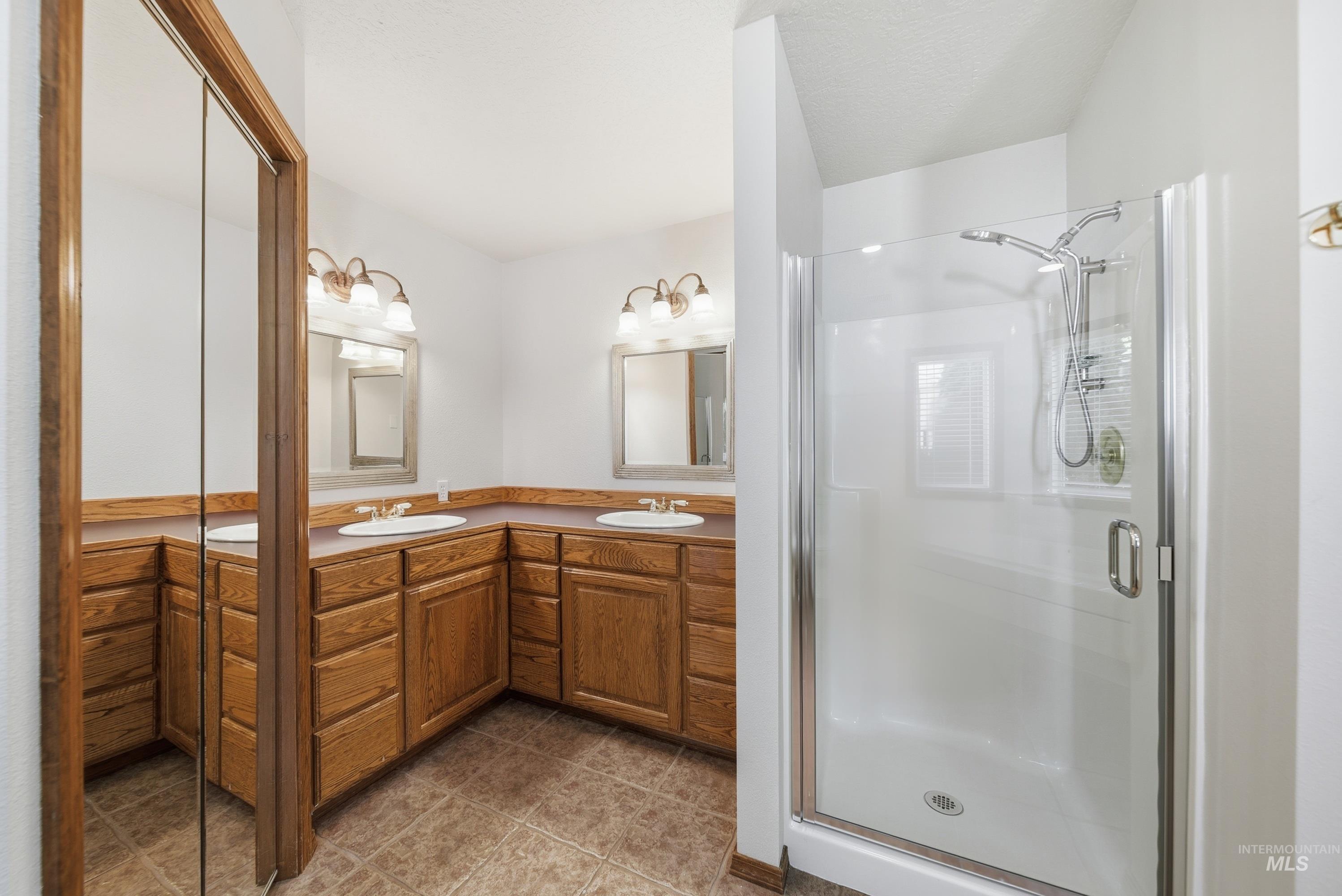 261 S Duke Ave, Eagle, Idaho 83616, 3 Bedrooms, 2.5 Bathrooms, Residential For Sale, Price $540,000, 98986776