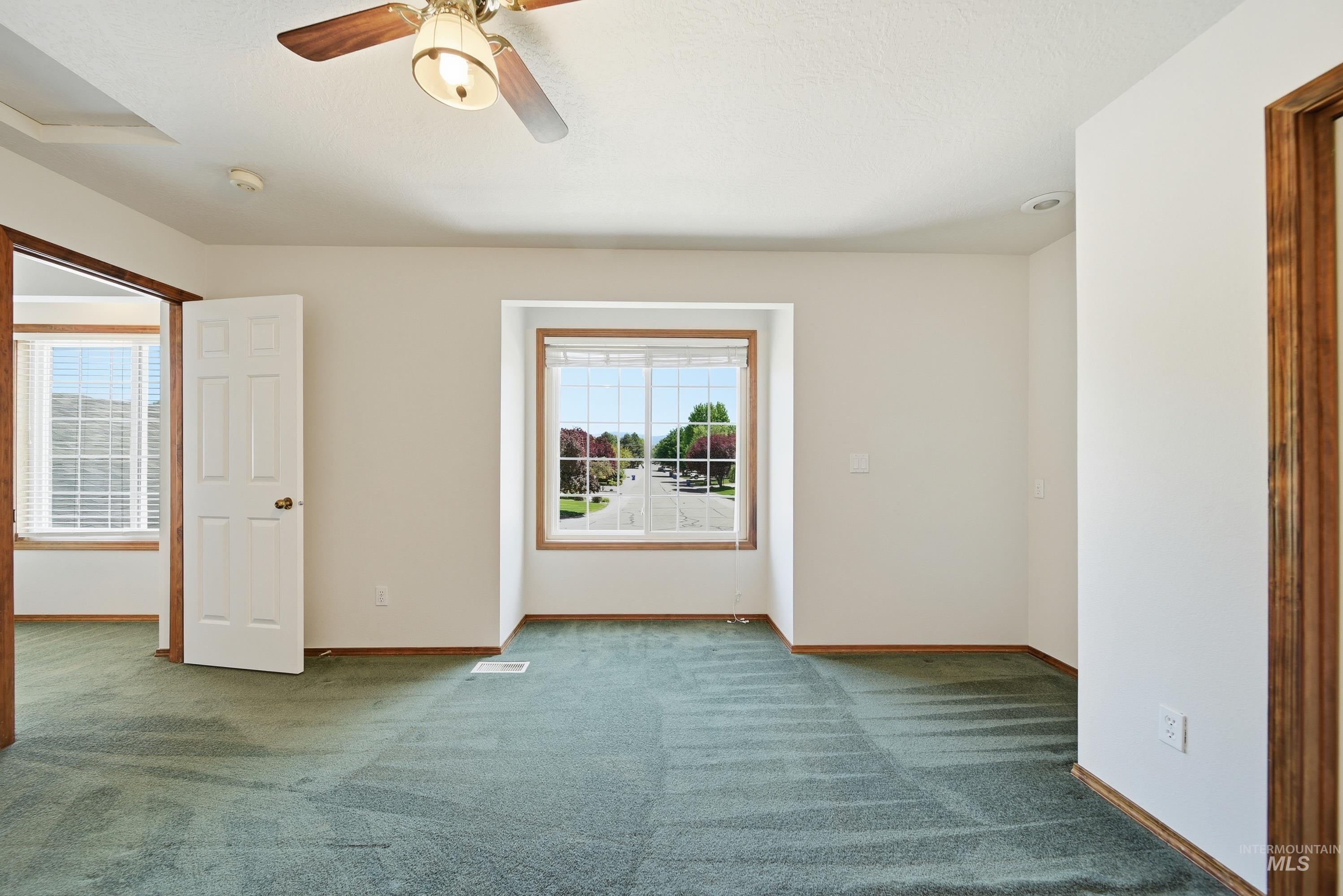 261 S Duke Ave, Eagle, Idaho 83616, 3 Bedrooms, 2.5 Bathrooms, Residential For Sale, Price $540,000, 98986776