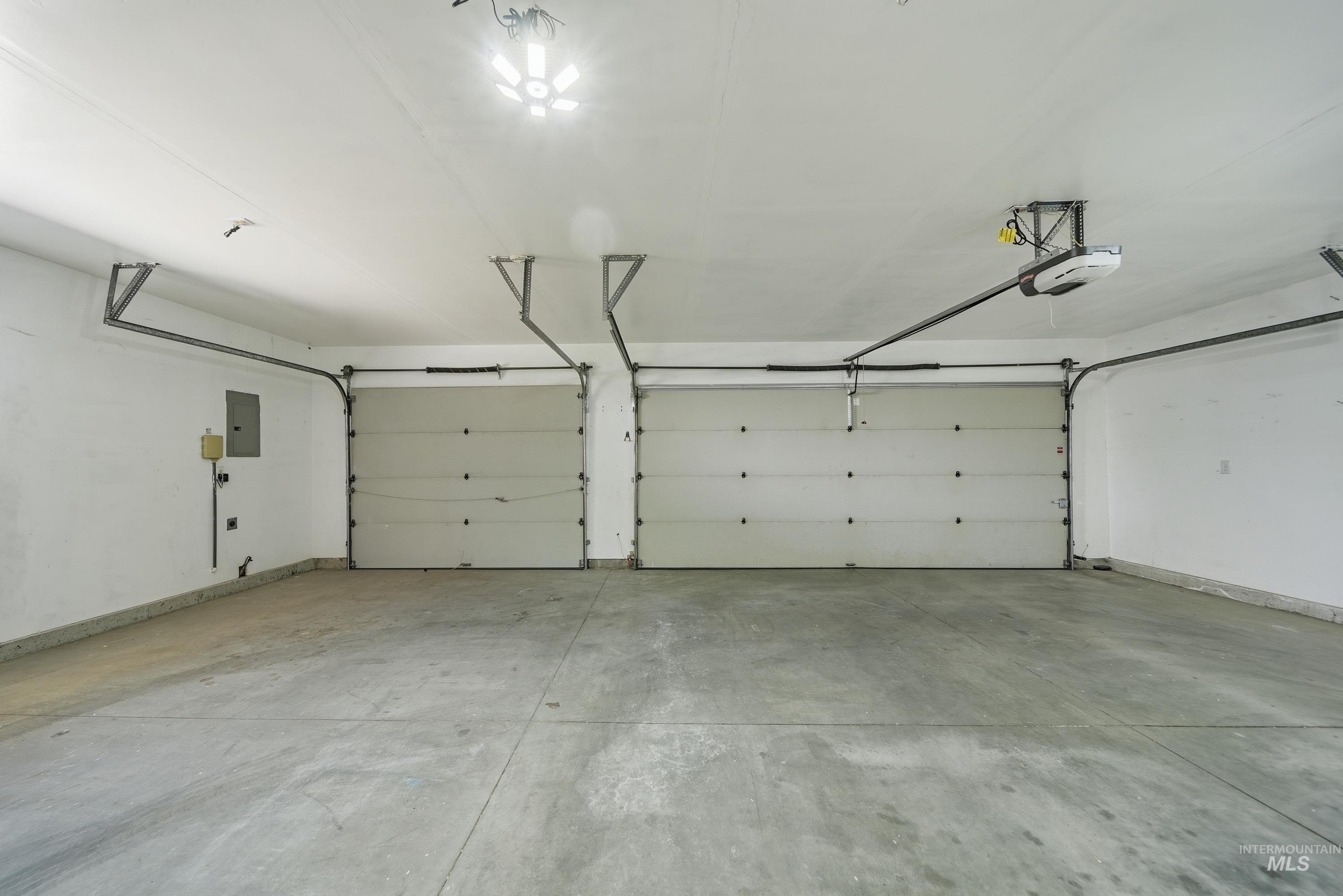 261 S Duke Ave, Eagle, Idaho 83616, 3 Bedrooms, 2.5 Bathrooms, Residential For Sale, Price $540,000, 98986776