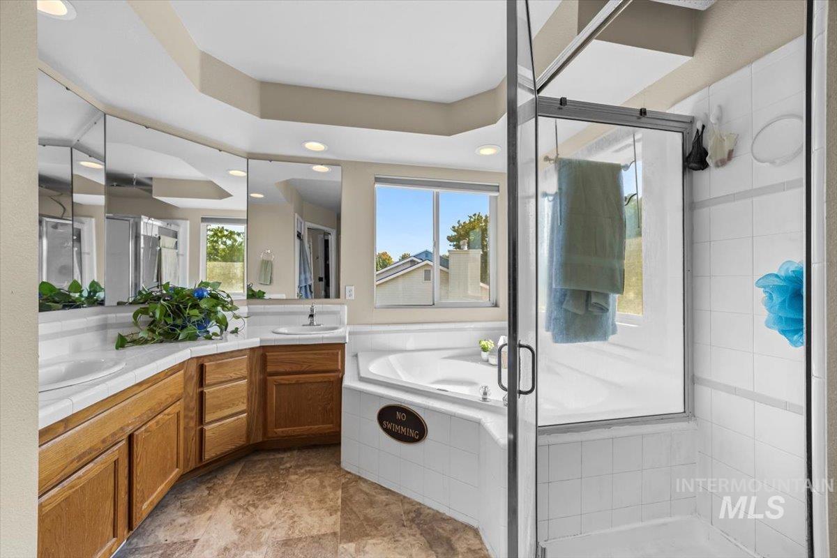 1987 Party Jet, Meridian, Idaho 83642, 3 Bedrooms, 2.5 Bathrooms, Residential For Sale, Price $474,900, 98986777