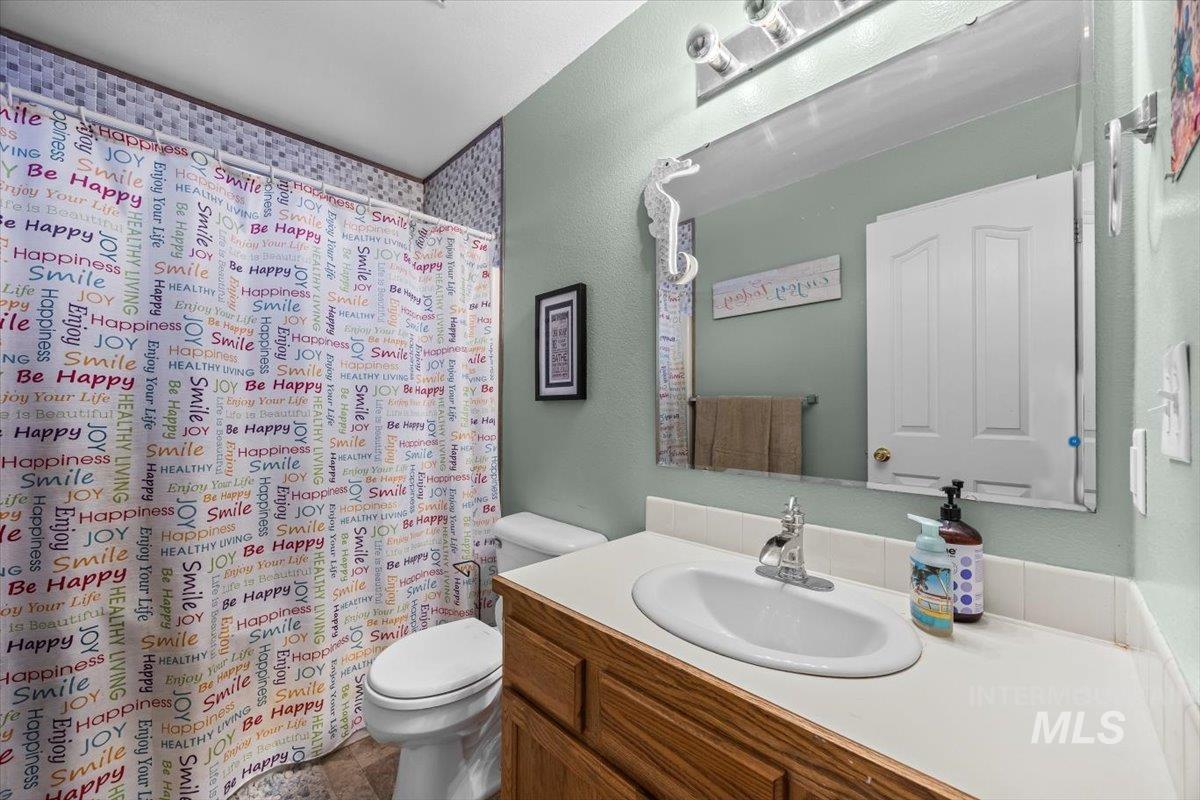 1987 Party Jet, Meridian, Idaho 83642, 3 Bedrooms, 2.5 Bathrooms, Residential For Sale, Price $474,900, 98986777