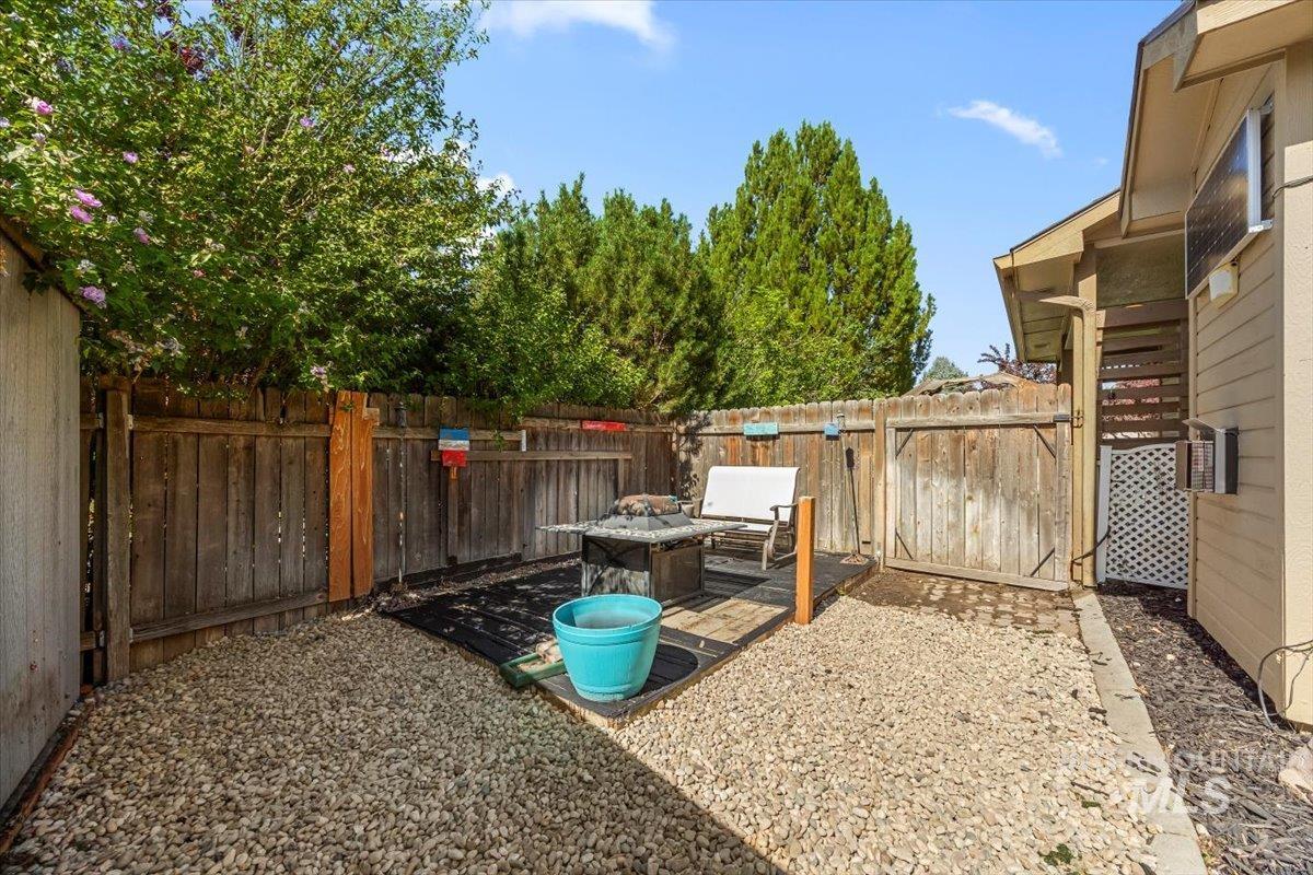 1987 Party Jet, Meridian, Idaho 83642, 3 Bedrooms, 2.5 Bathrooms, Residential For Sale, Price $474,900, 98986777