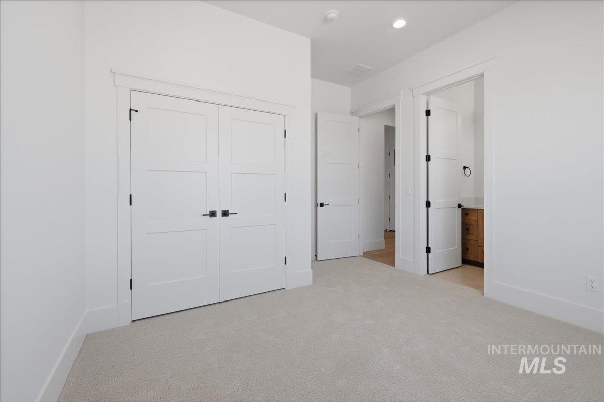 7621 E Midberry Ct, Nampa, Idaho 83687, 3 Bedrooms, 3.5 Bathrooms, Residential For Sale, Price $985,000, 98986779