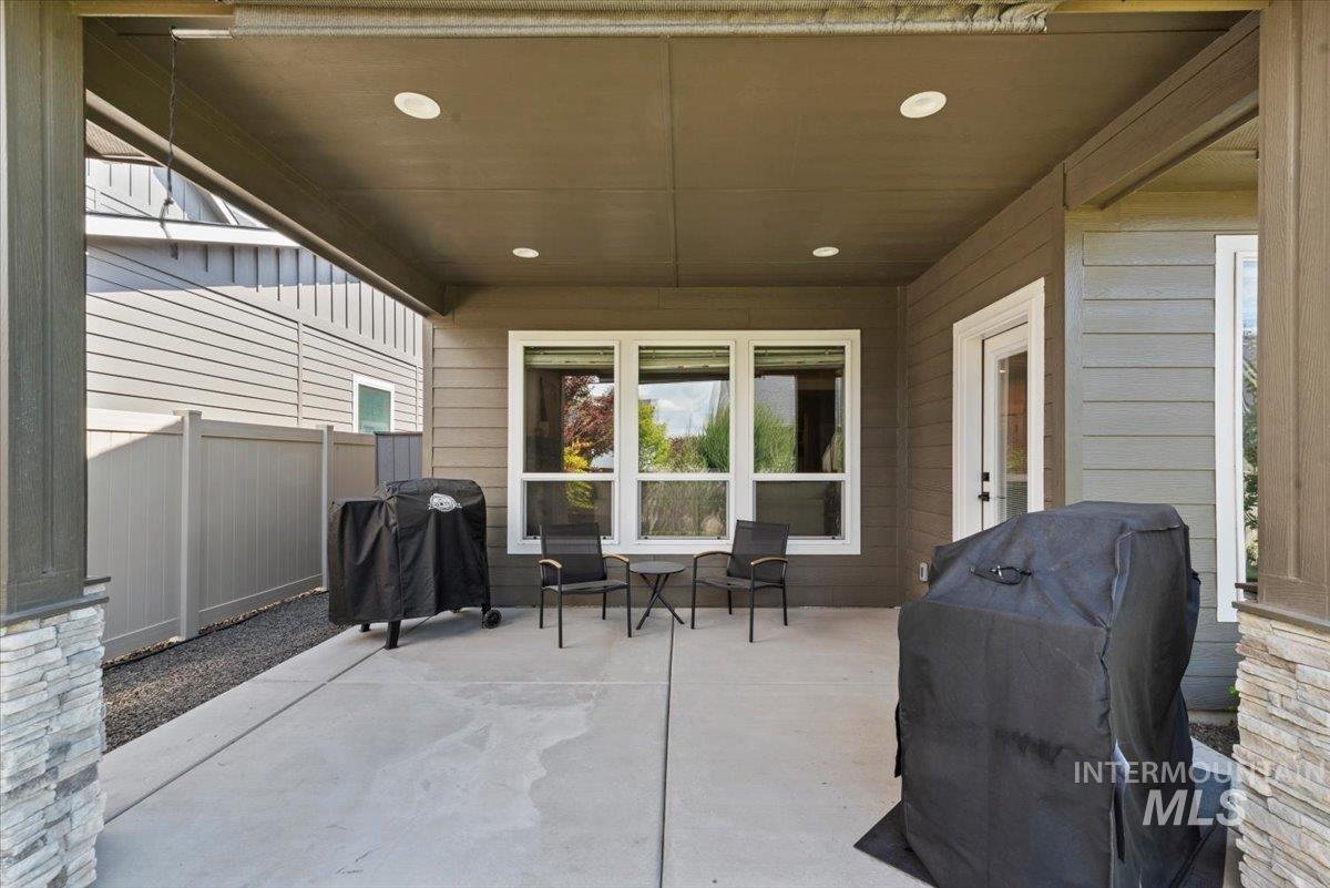 11378 W Helenium Dr, Star, Idaho 83669-6801, 3 Bedrooms, 2 Bathrooms, Residential For Sale, Price $559,900, 98986780