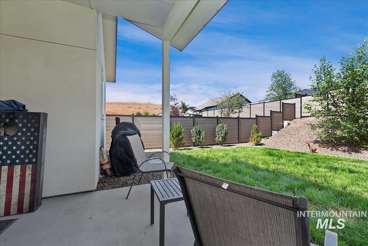 5614 Song Sparrow St, Boise, Idaho 83714, 3 Bedrooms, 2 Bathrooms, Residential For Sale, Price $455,000,MLS 98986785