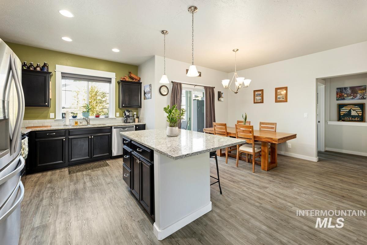 5614 Song Sparrow St, Boise, Idaho 83714, 3 Bedrooms, 2 Bathrooms, Residential For Sale, Price $455,000,MLS 98986785