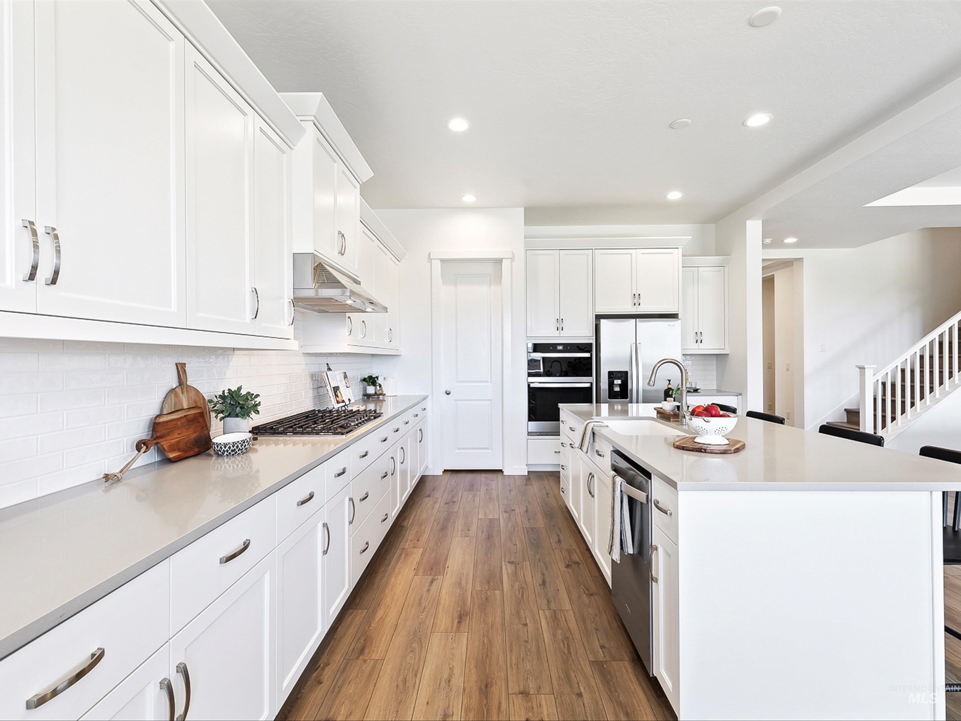 9819 W Novato St, Star, Idaho 83669, 4 Bedrooms, 3.5 Bathrooms, Residential For Sale, Price $789,900, 98986787