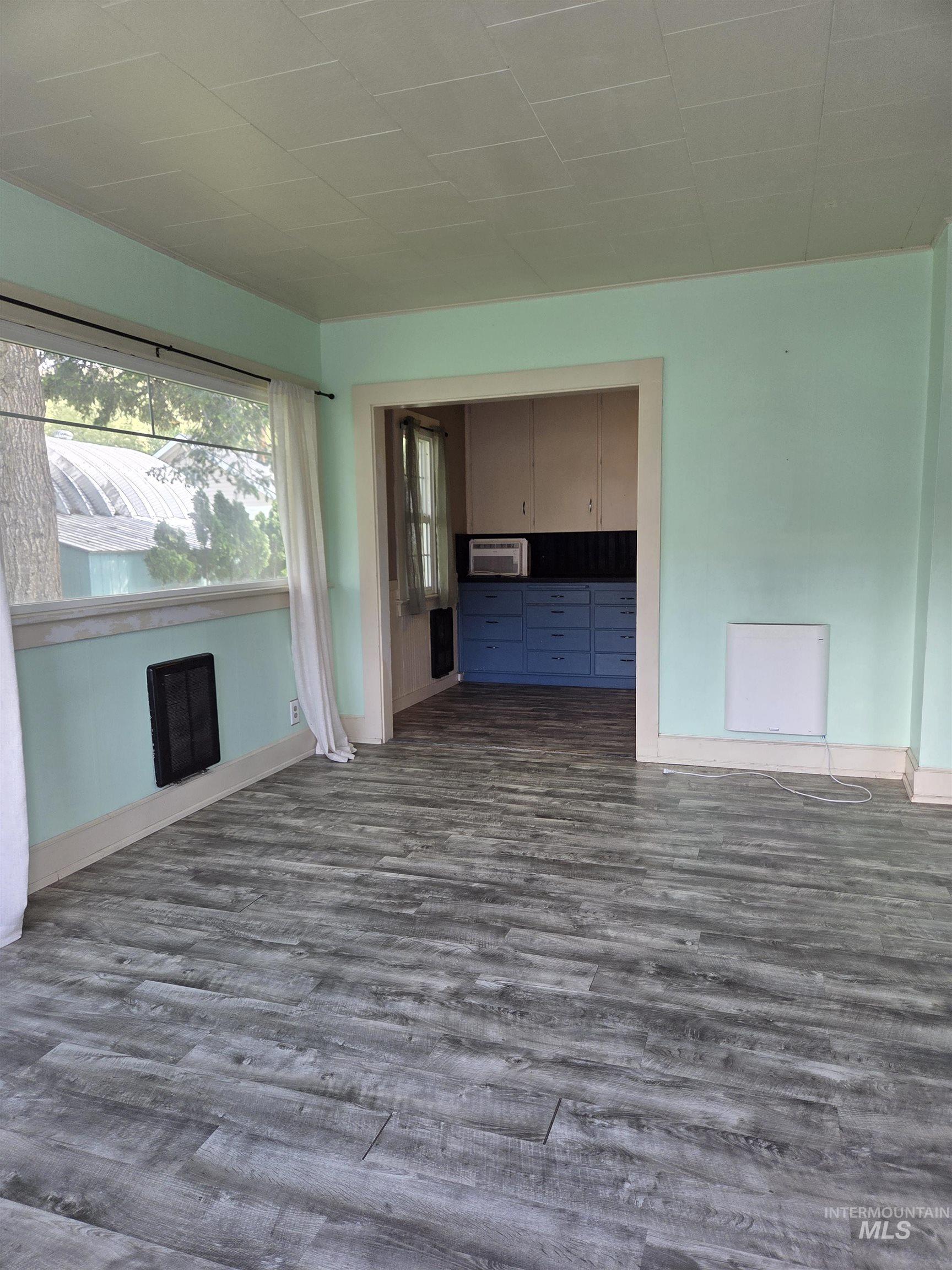 854 Columbia St, Pomeroy, Washington 99347, 2 Bedrooms, 1 Bathroom, Residential For Sale, Price $175,000, 98986790