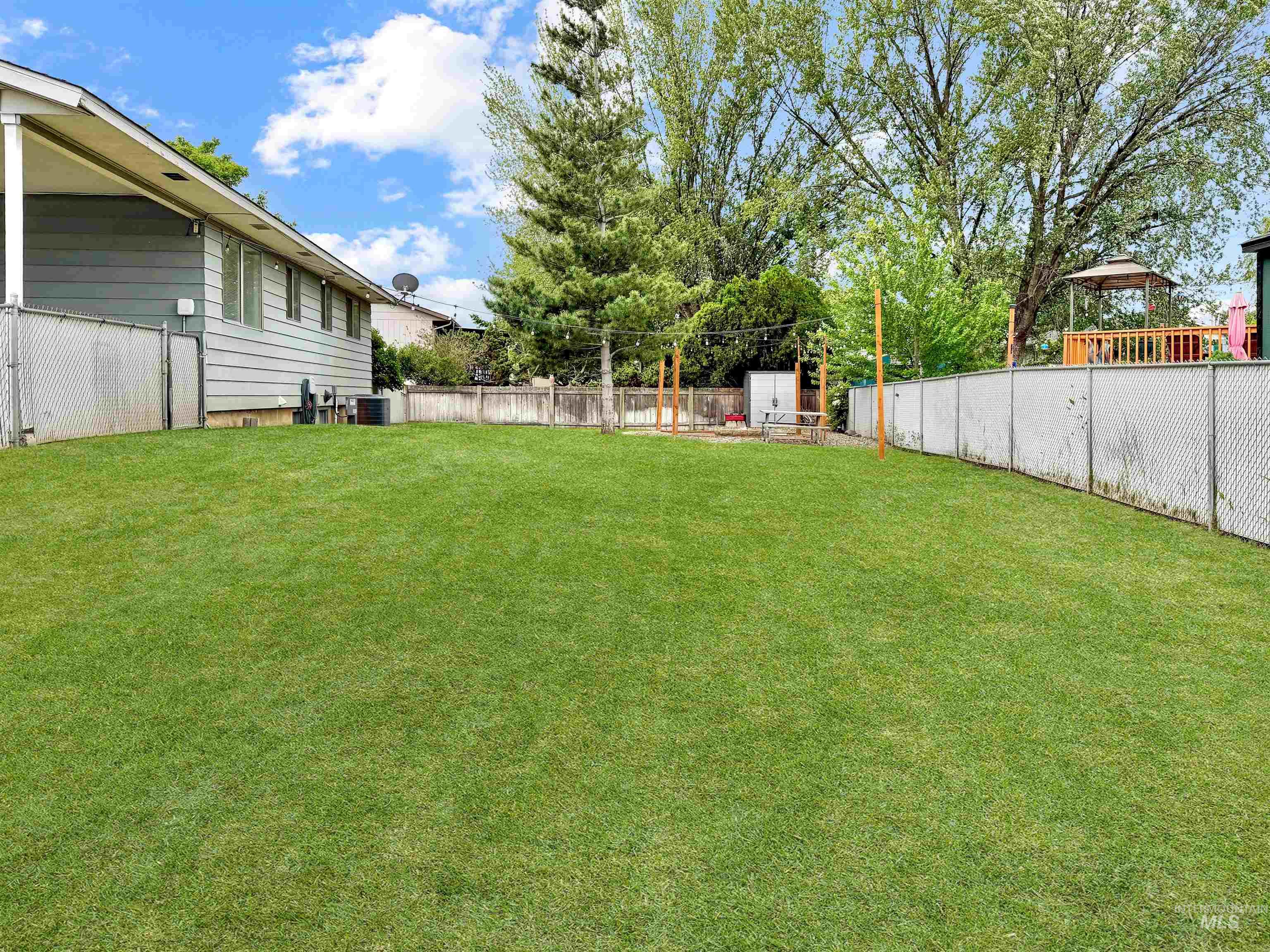 2466 19th St, Clarkston, Washington 99403, 4 Bedrooms, 1 Bathroom, Residential For Sale, Price $345,000,MLS 98986792