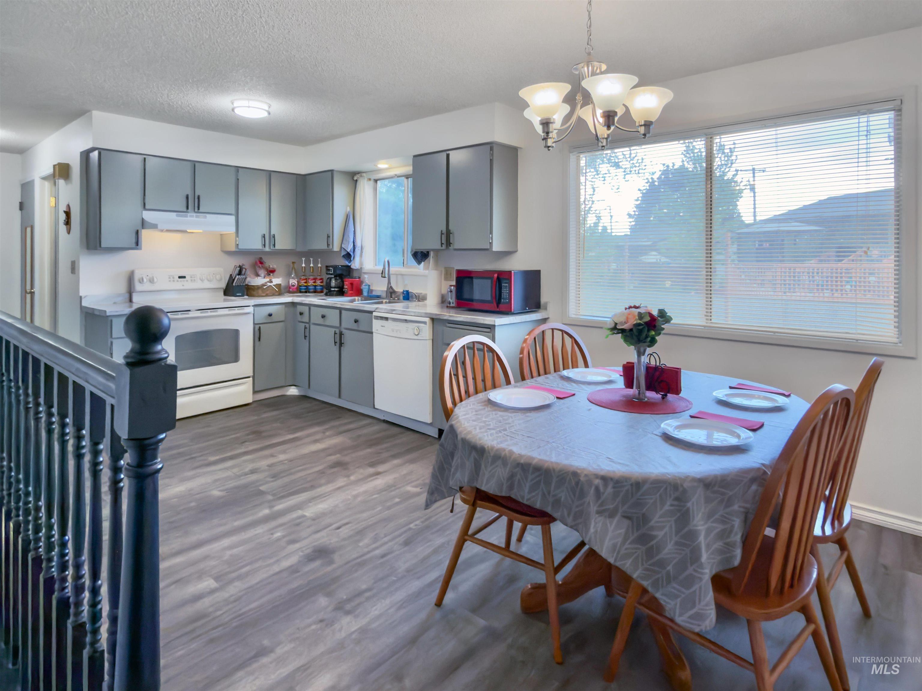2466 19th St, Clarkston, Washington 99403, 4 Bedrooms, 1 Bathroom, Residential For Sale, Price $345,000,MLS 98986792