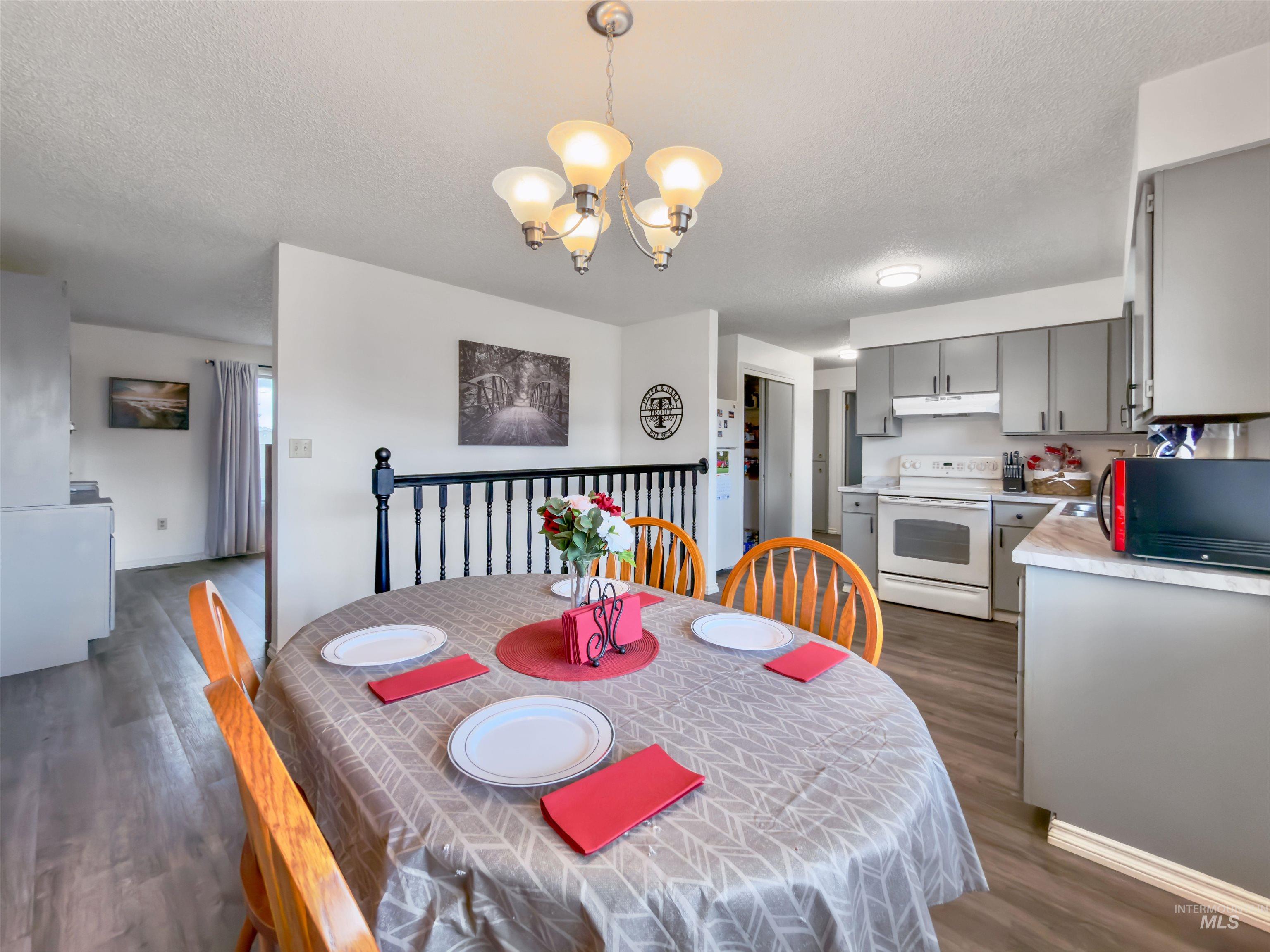 2466 19th St, Clarkston, Washington 99403, 4 Bedrooms, 1 Bathroom, Residential For Sale, Price $345,000,MLS 98986792
