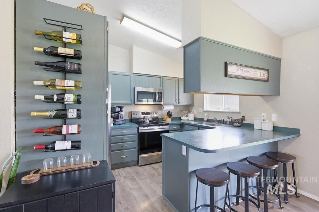 1003 Grand Fir Drive, Moscow, Idaho 83843, 3 Bedrooms, 2 Bathrooms, Residential For Sale, Price $425,000,MLS 98986793