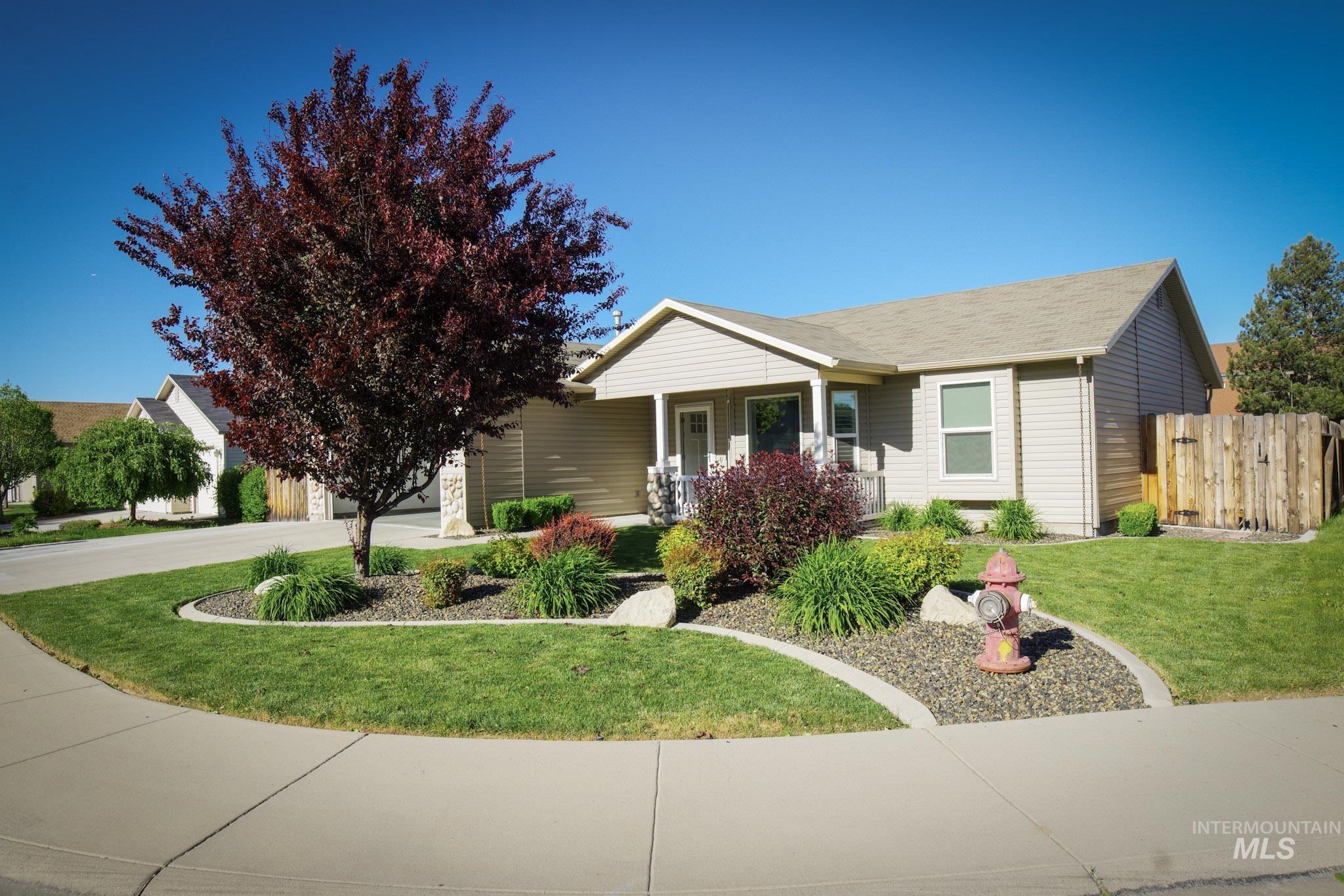 4512 S Wildbrook Ave, Boise, Idaho 83709, 3 Bedrooms, 2 Bathrooms, Residential For Sale, Price $460,000, 98986795
