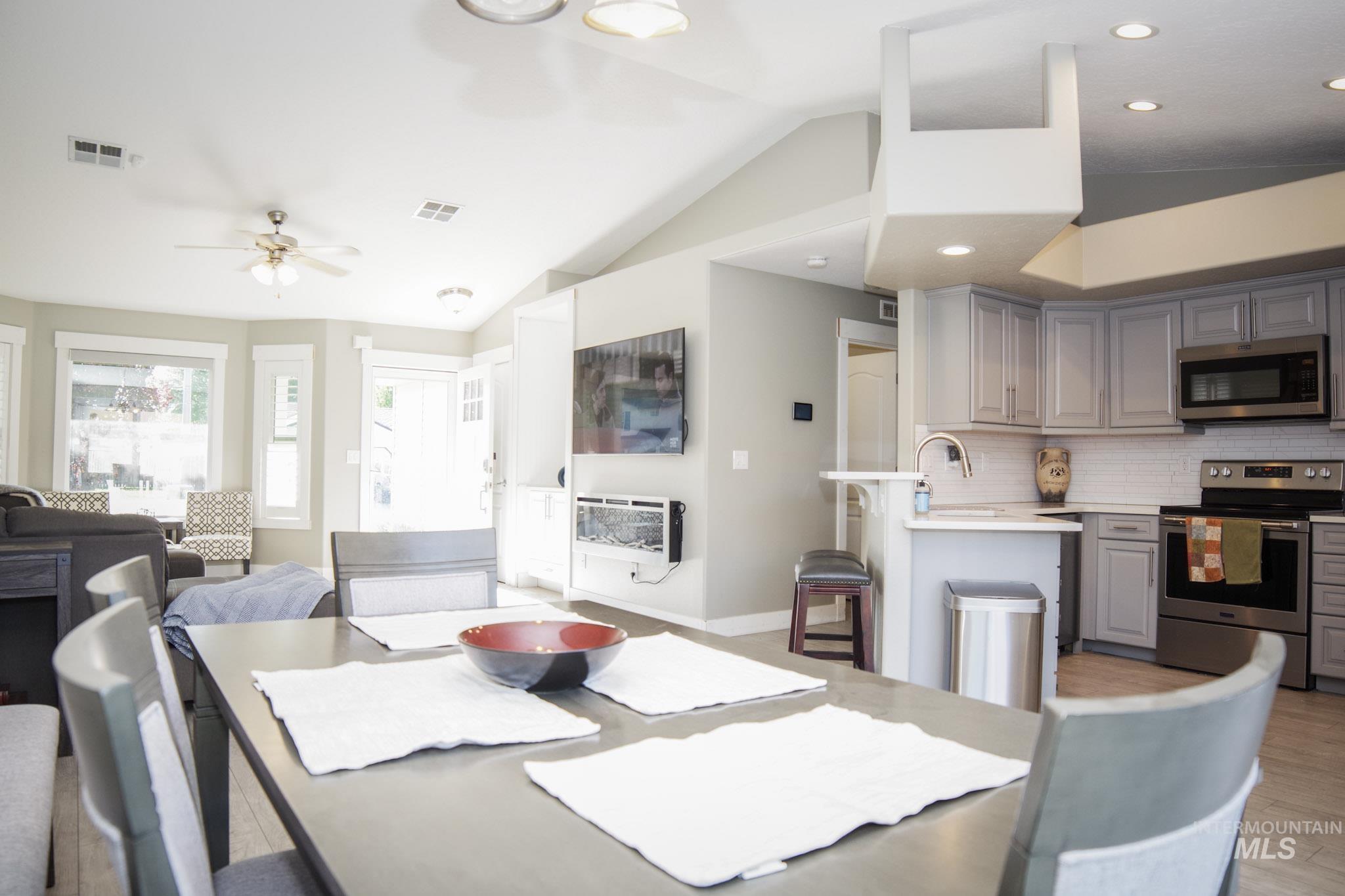 4512 S Wildbrook Ave, Boise, Idaho 83709, 3 Bedrooms, 2 Bathrooms, Residential For Sale, Price $470,000, 98986795