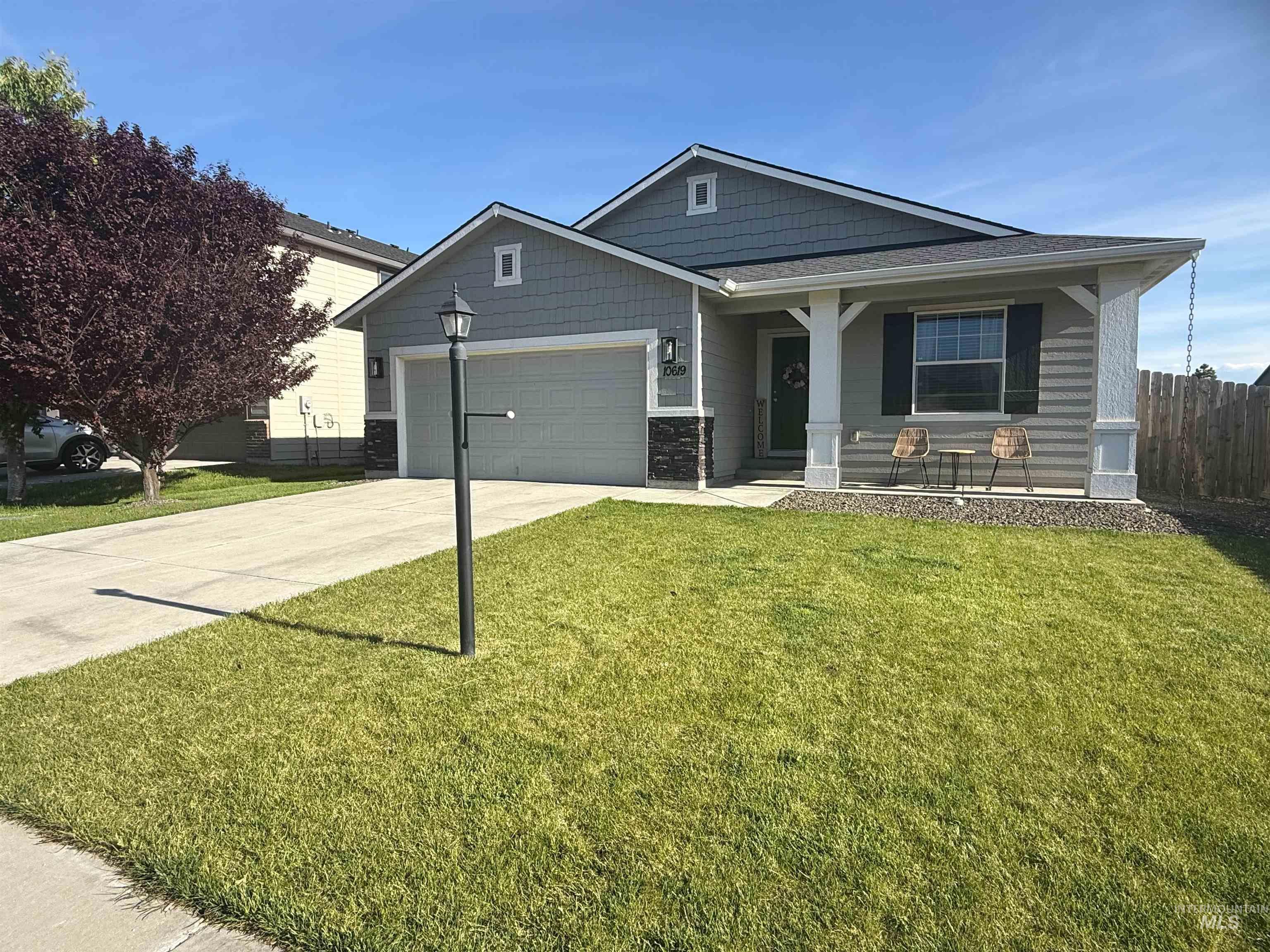 10619 Blue Springs St, Nampa, Idaho 83687, 3 Bedrooms, 2 Bathrooms, Residential For Sale, Price $399,000,MLS 98986796