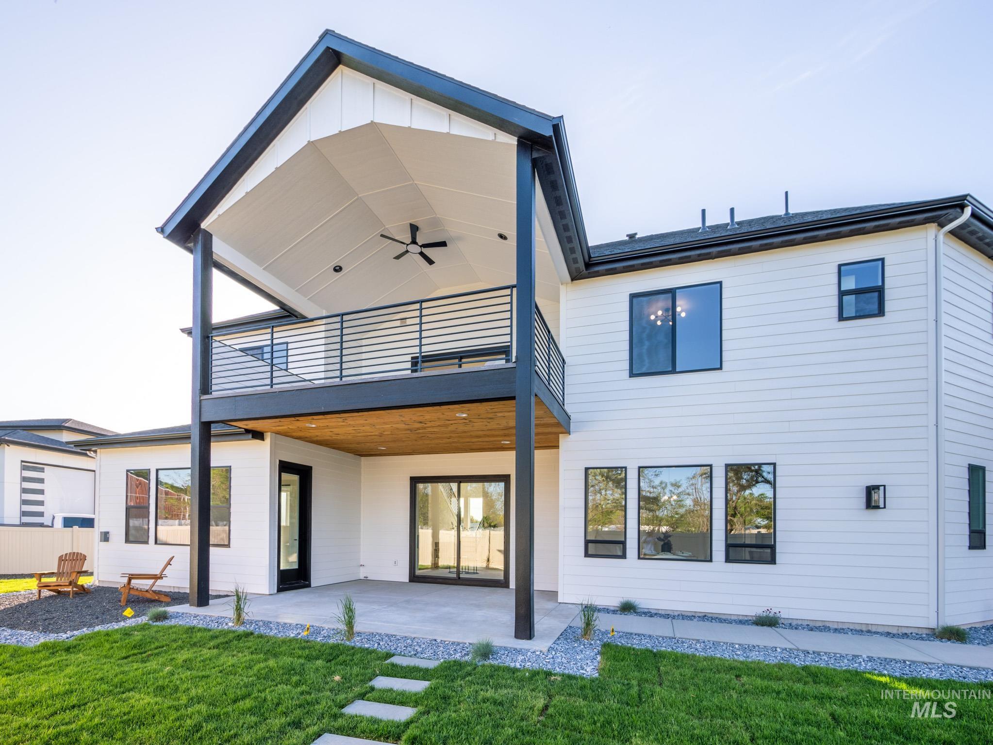 1590 N Watershed Ln, Star, Idaho 83669, 4 Bedrooms, 3 Bathrooms, Residential For Sale, Price $985,000, 98986797