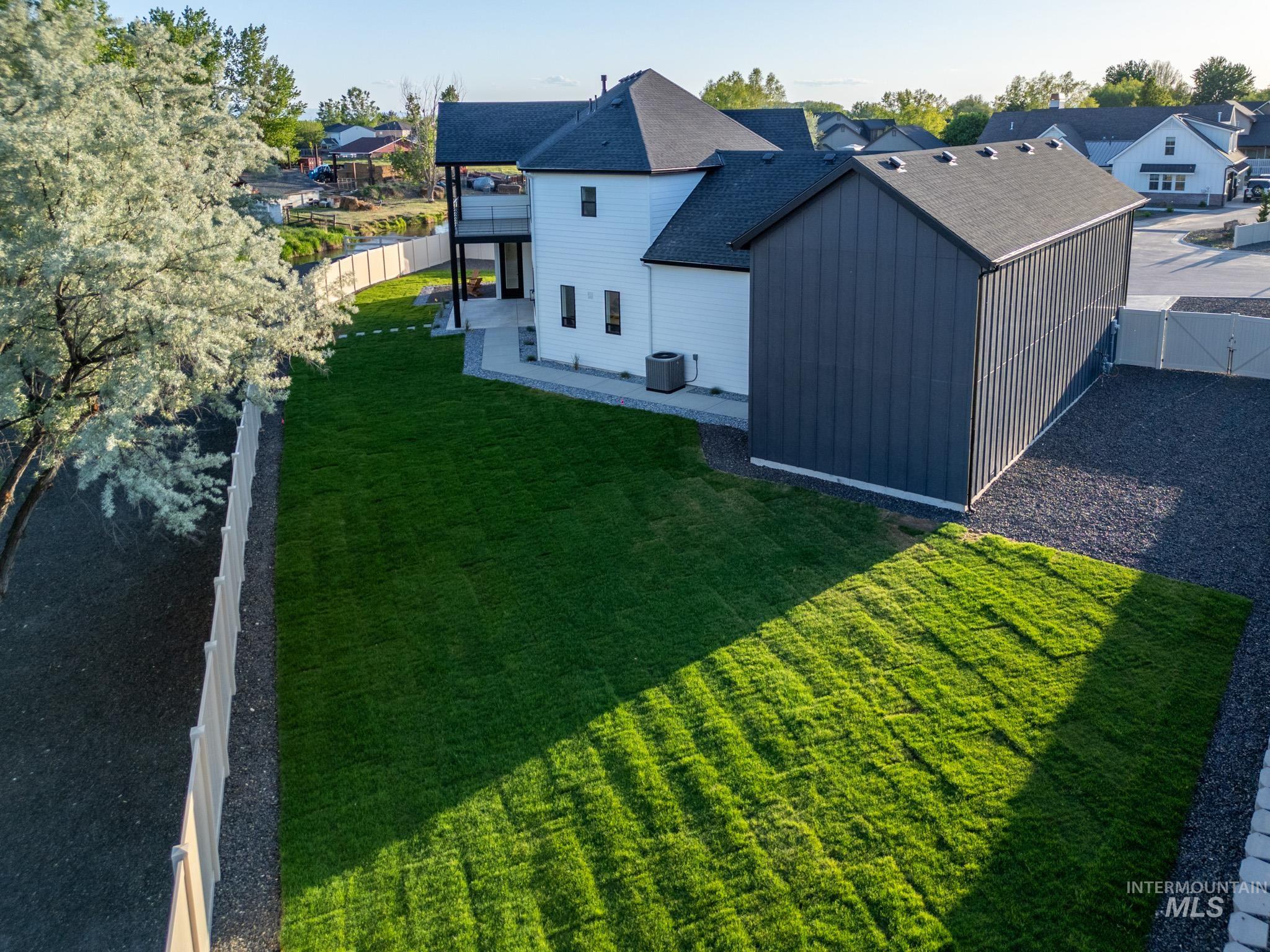 1590 N Watershed Ln, Star, Idaho 83669, 4 Bedrooms, 3 Bathrooms, Residential For Sale, Price $985,000, 98986797