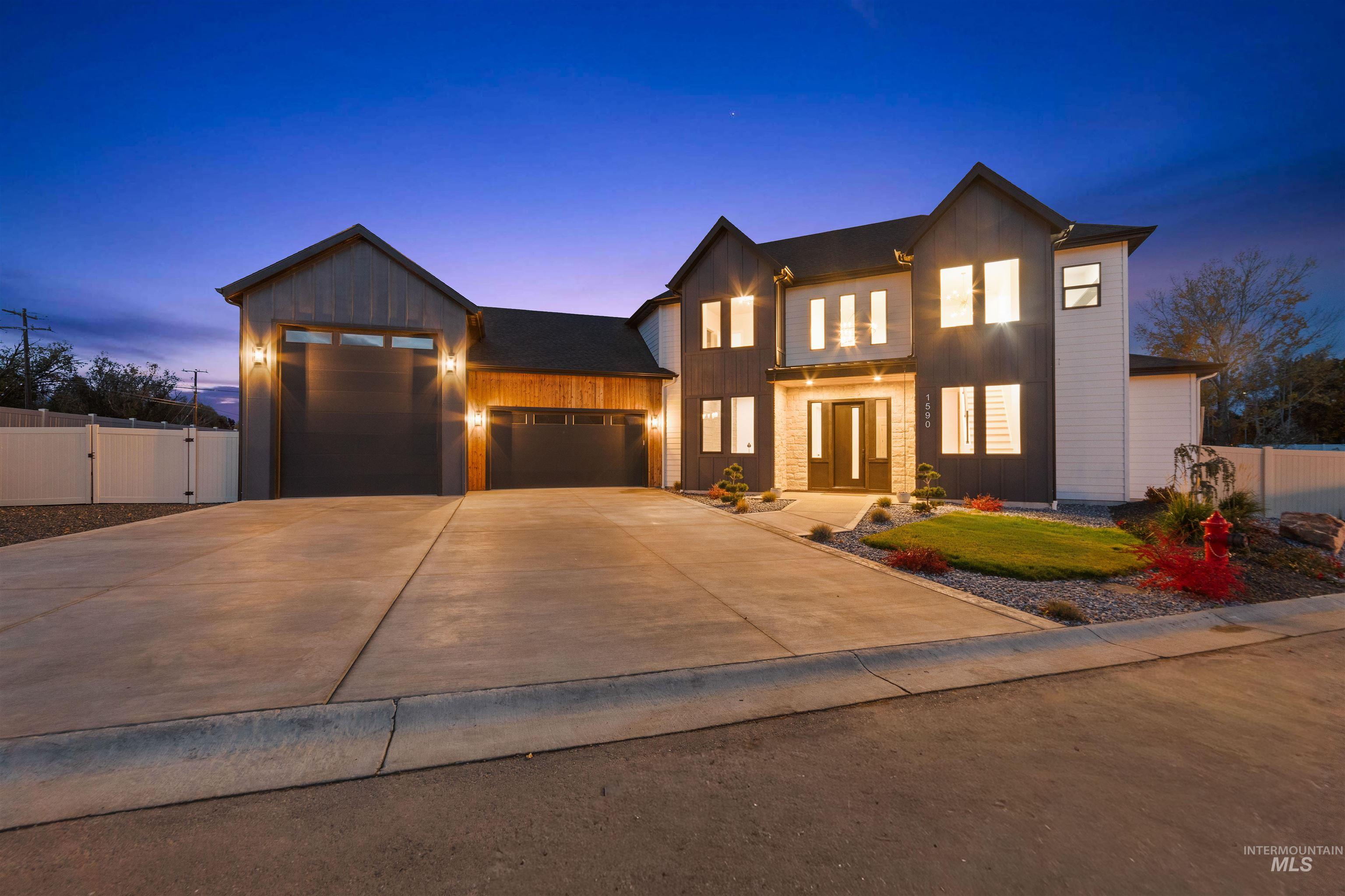 1590 N Watershed Ln, Star, Idaho 83669, 4 Bedrooms, 3 Bathrooms, Residential For Sale, Price $985,000, 98986797