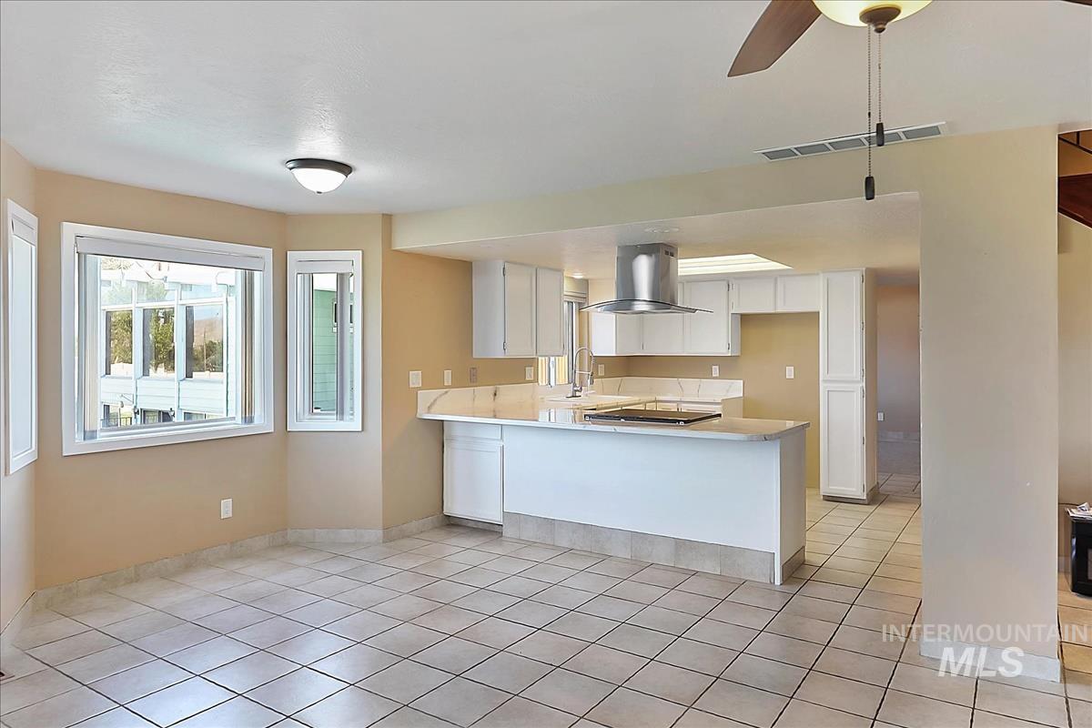 2804 W Sunrise Rim Rd, Boise, Idaho 83705, 5 Bedrooms, 3.5 Bathrooms, Residential For Sale, Price $749,000, 98986798