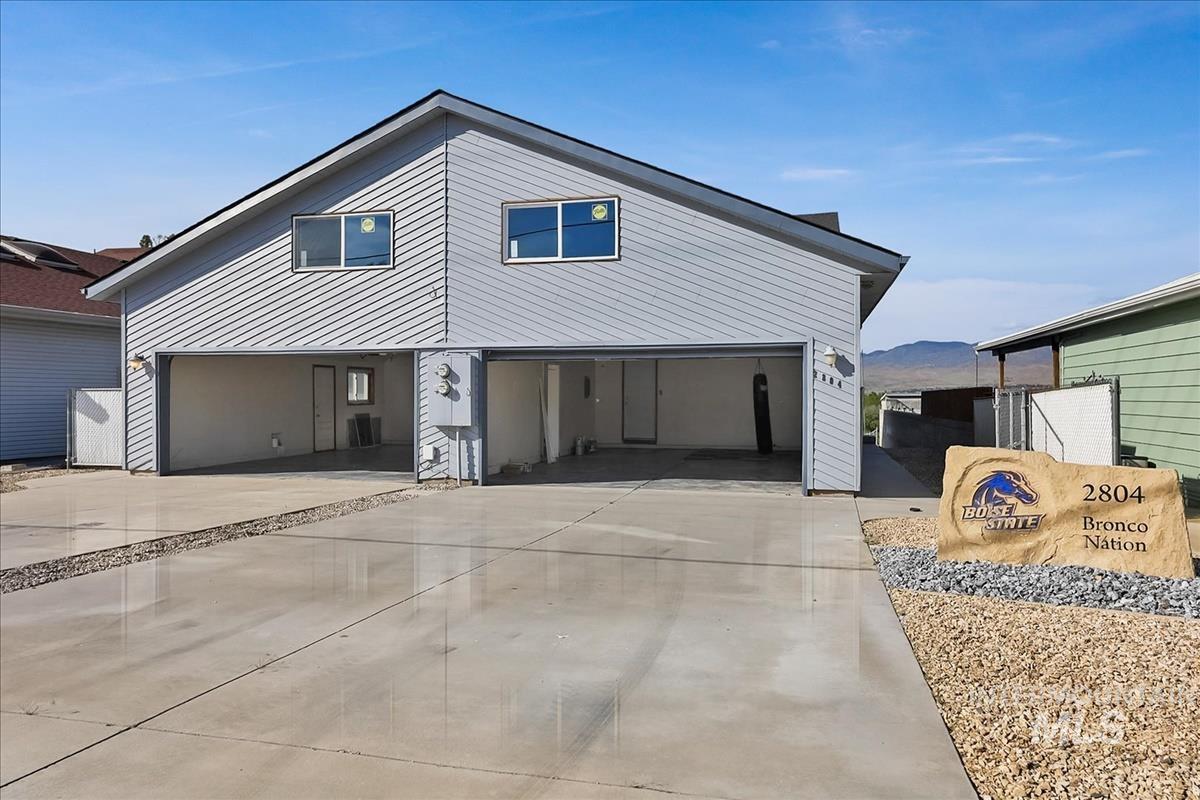 2804 W Sunrise Rim Rd, Boise, Idaho 83705, 5 Bedrooms, 3.5 Bathrooms, Residential For Sale, Price $749,000, 98986798