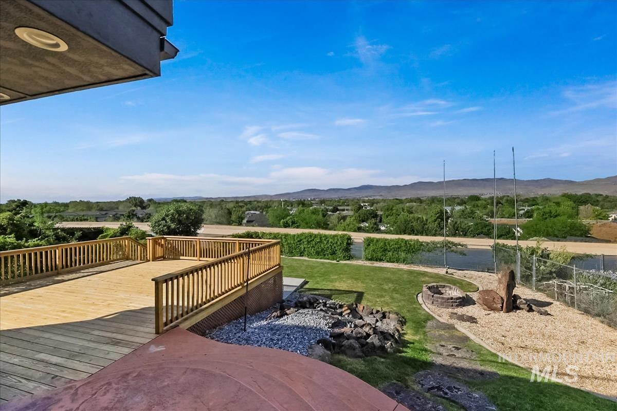 2804 W Sunrise Rim Rd, Boise, Idaho 83705, 5 Bedrooms, 3.5 Bathrooms, Residential For Sale, Price $749,000, 98986798